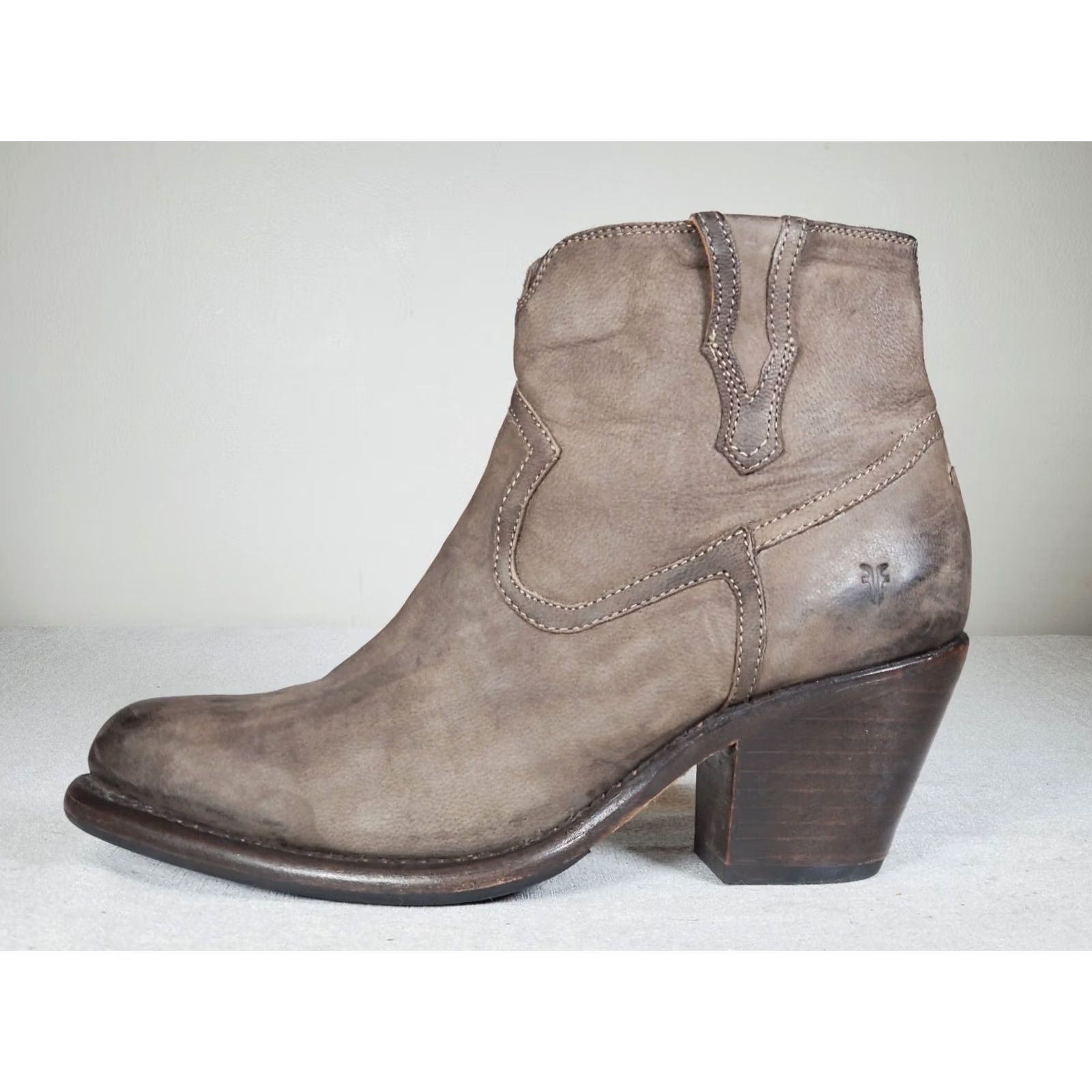 Frye Frye Tie Womens Gray Lillian Nubuck Western Ankle Booties Block Heel Women Size US 9 / IT 39 - 5 Thumbnail