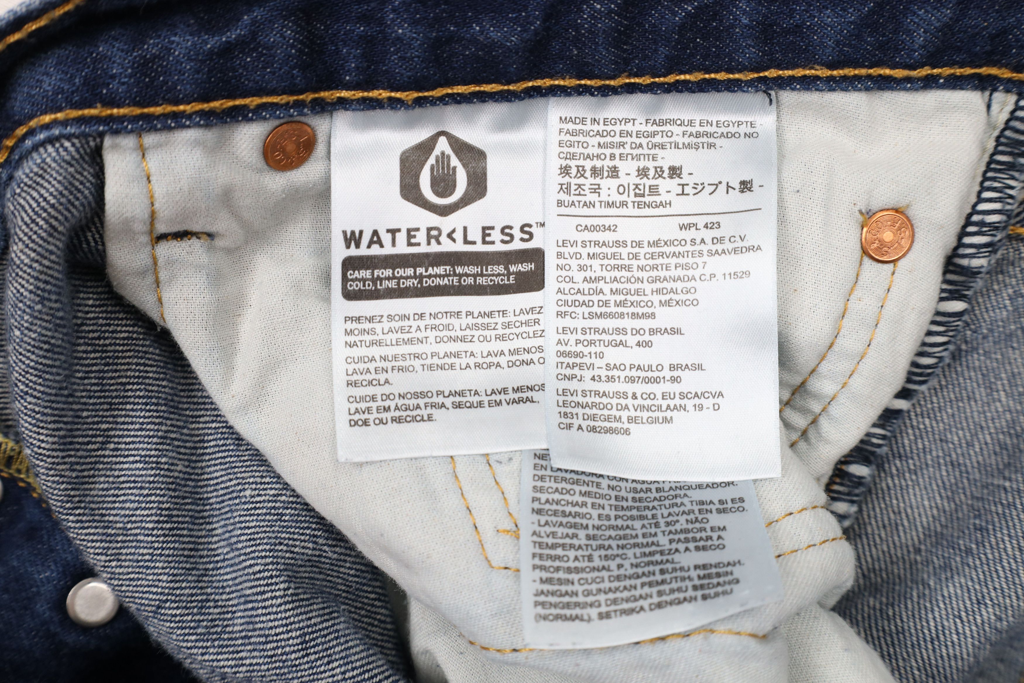 Levi's × Vintage Vintage Y2K Levis 501xx Button Fly Original Fit Denim Jeans Size US 40 / EU 56 - 9 Thumbnail