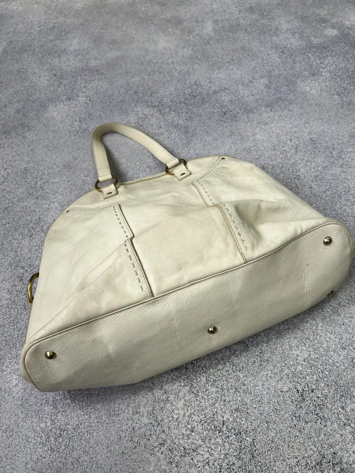 Vintage × Yves Saint Laurent Vintage Yves Saint Laurent Women’s Luxury leather bag Size ONE SIZE - 13 Thumbnail