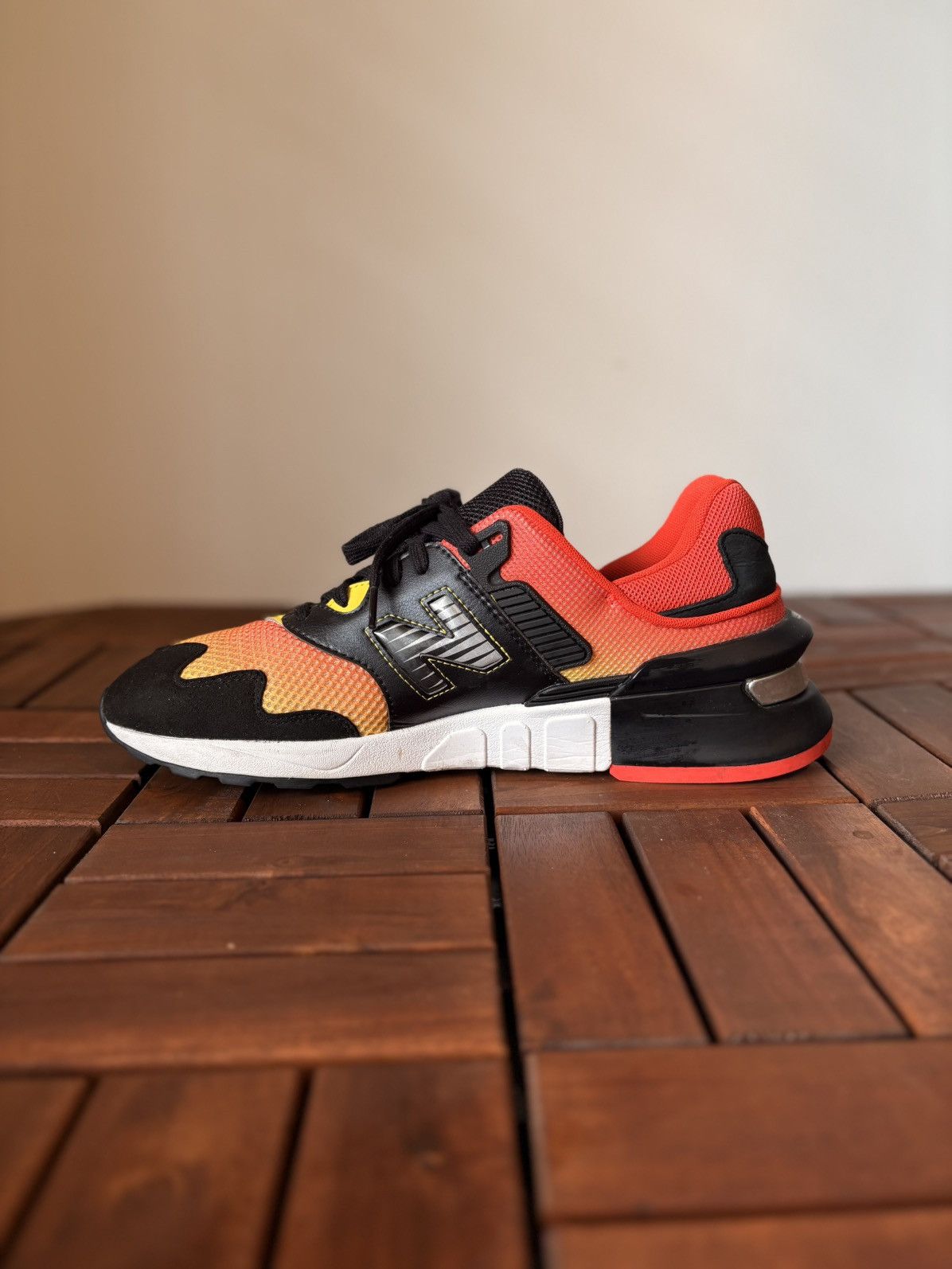 New Balance New Balance x Kawhi Leonard 997 Sport “Sunset Pack” US11 Size US 11 / EU 44 - 2 Thumbnail