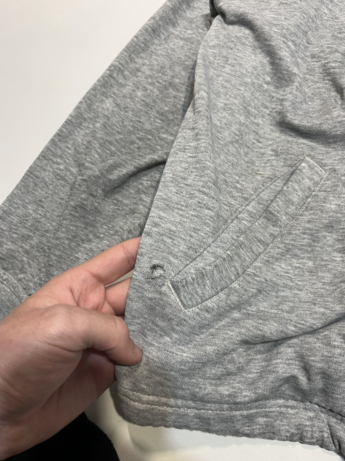 Nike Vintage Distressed Nike Zip Hoodie Size US M / EU 48-50 / 2 - 4 Thumbnail