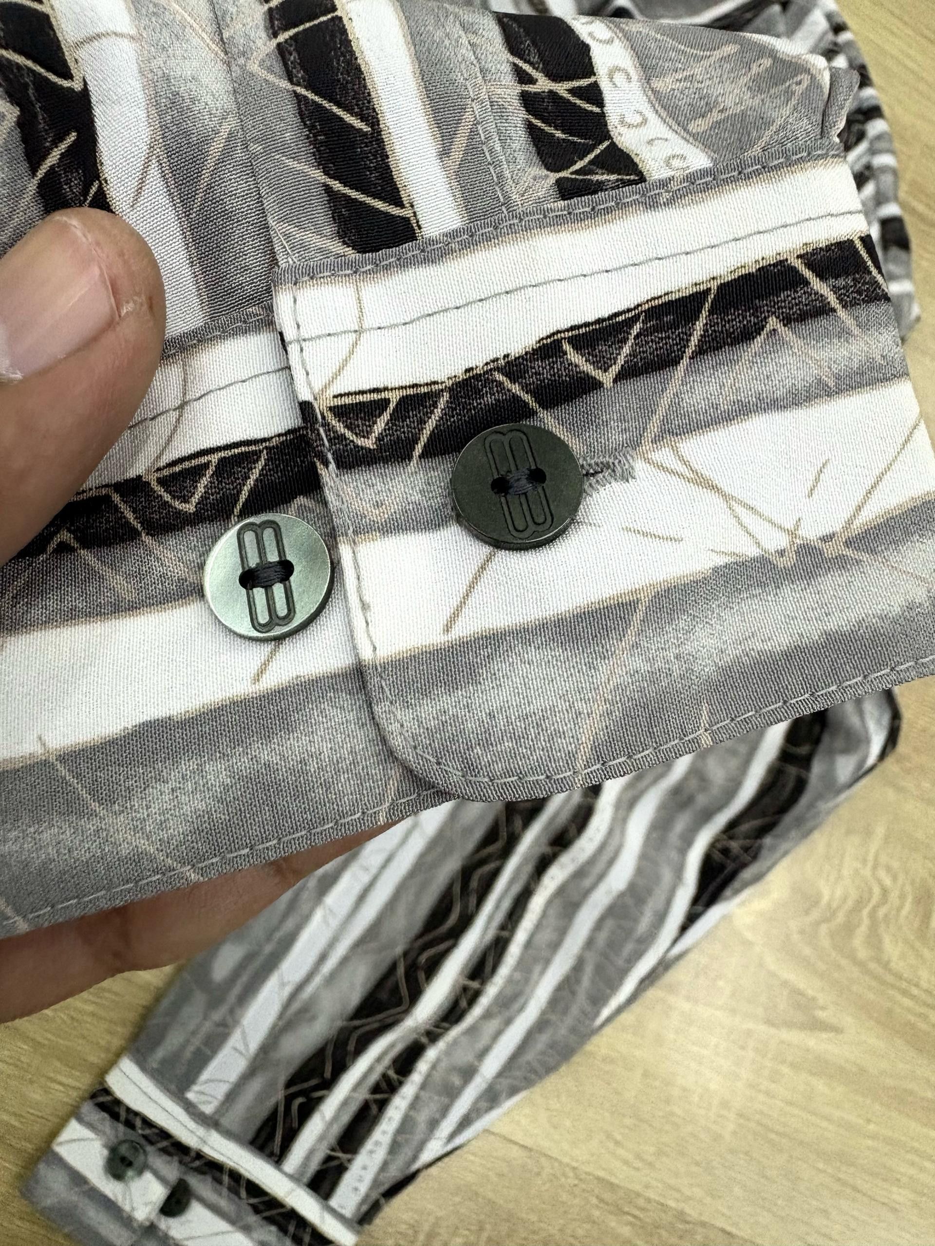 Balenciaga Balenciage Silk Size US M / EU 48-50 / 2 - 9 Thumbnail