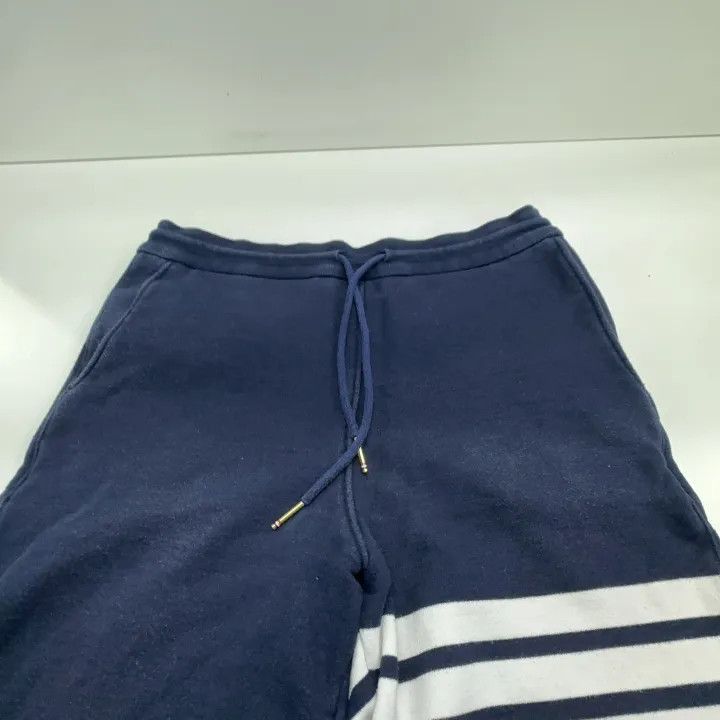 Thom Browne Thom Browne Classic Stripe Sports Shorts Navy -2507 Size US 26 / EU 42 - 1 Thumbnail