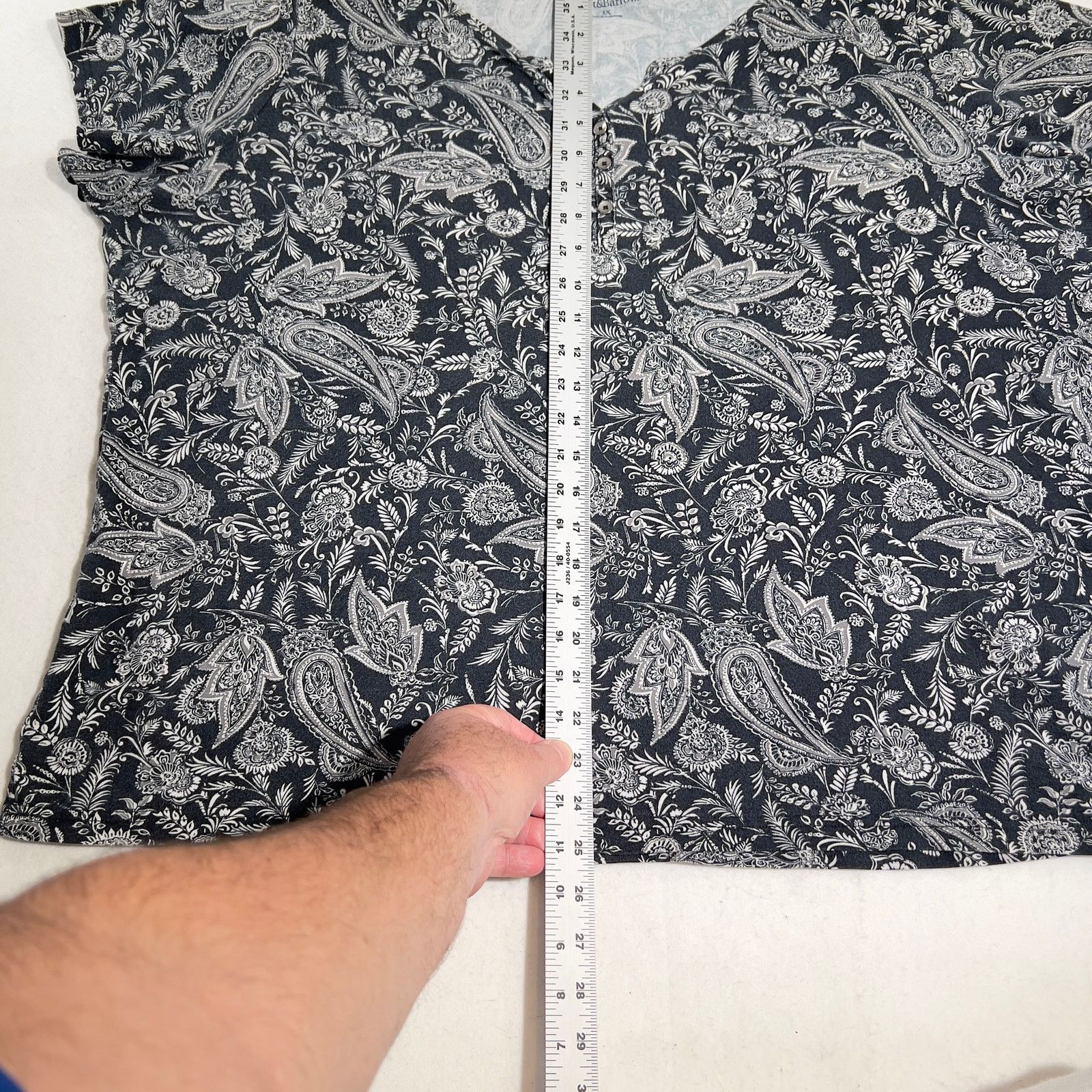 Croft & Barrow Croft & Barrow Shirt 3X Black White Floral Paisley Henley Size 3XL / US 20-22 - 8 Thumbnail