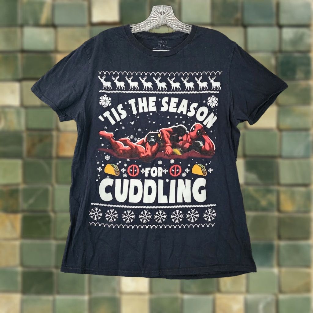 Vintage VINTAGE Marvel T-Shirt Men Short Sleeve Deadpool Holiday Graphic Tee Black Size L Size US 33 - 1 Thumbnail