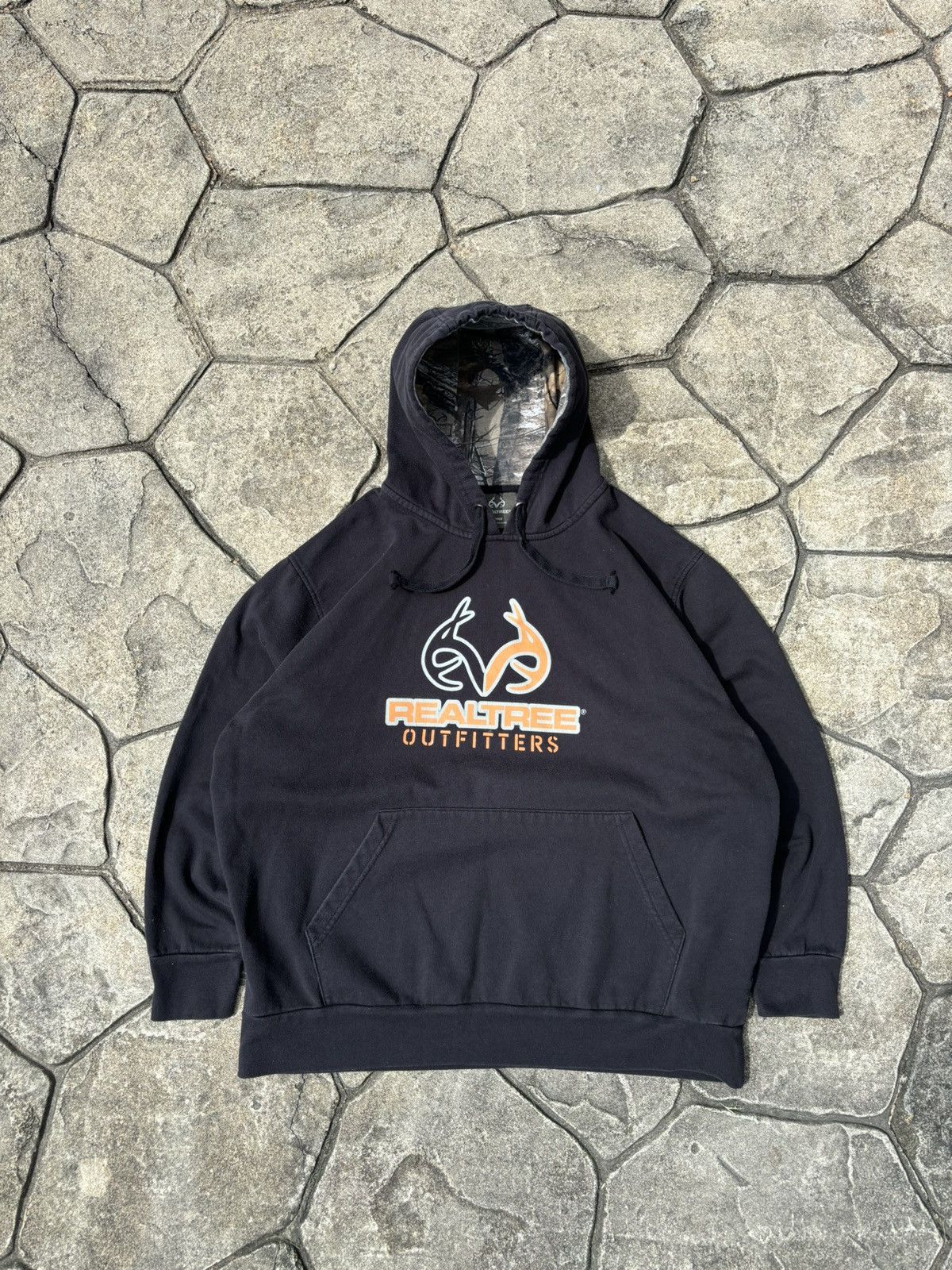Realtree × Vintage Y2K RealTree Camo/Black Graphic Hoodie Size US XL / EU 56 / 4 - 1 Thumbnail