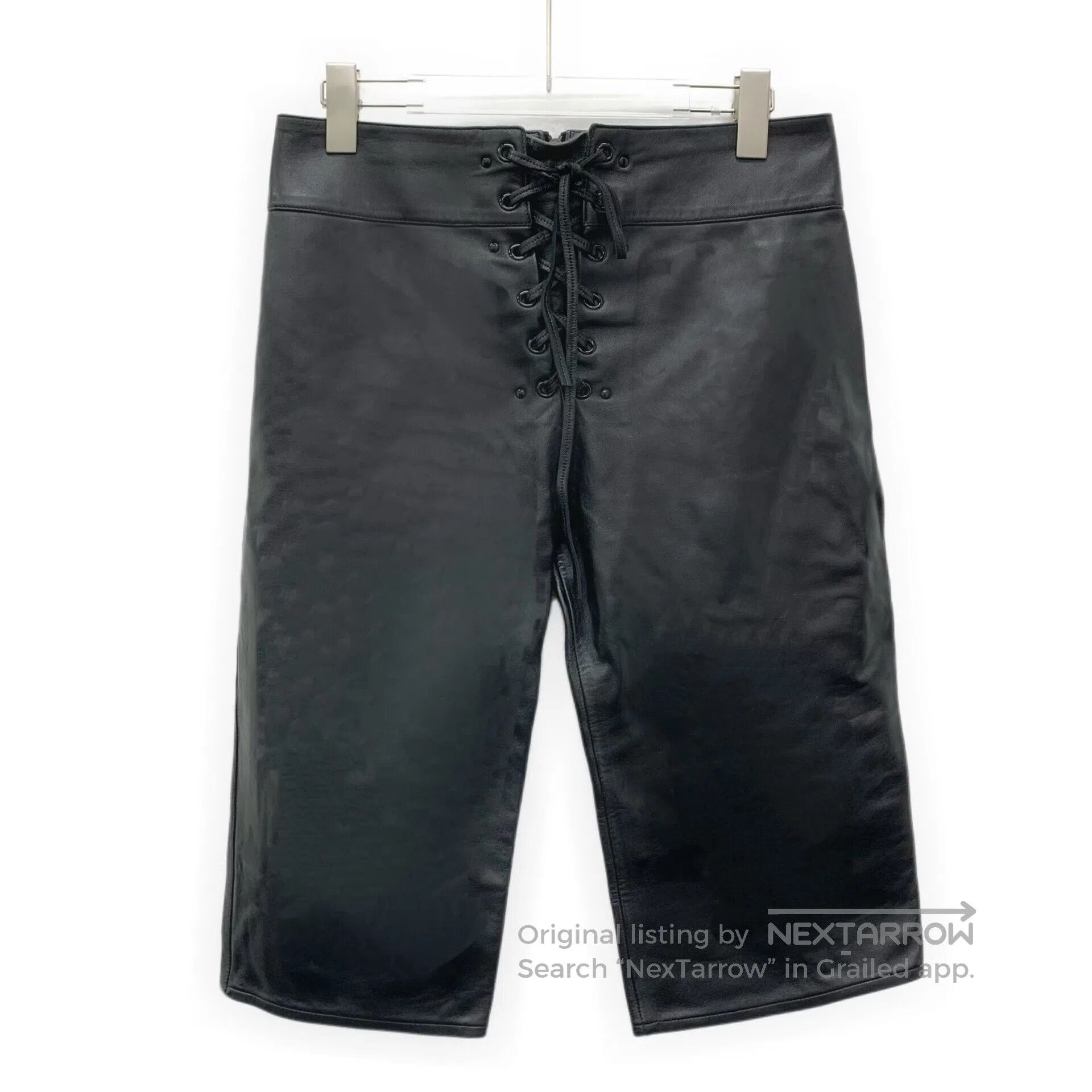 chloma Chloe size L Black Leather Laced Casual Five-Quarter Short Size US 40 / EU 56 - 1 Thumbnail
