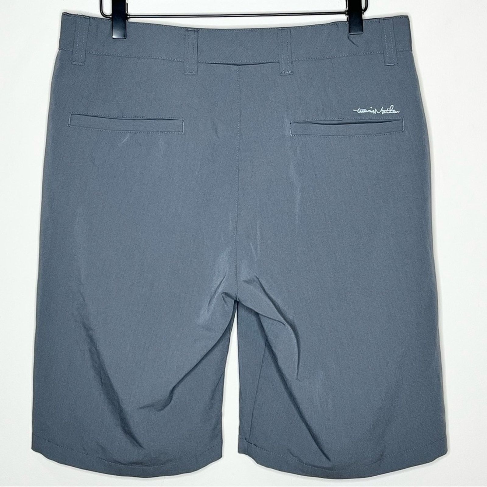 TravisMathew TRAVIS MATHEW gray flat front shorts Size US 32 / EU 48 - 2 Thumbnail