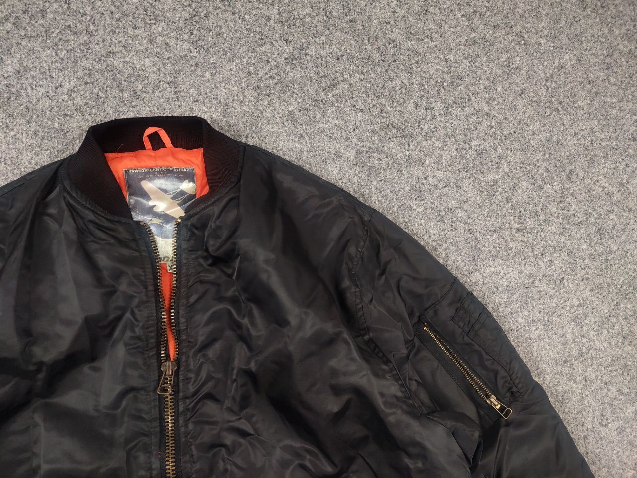 Vintage Vintage 90's MA 1 Intermediate Full Zip Black Bomber Jacket Size US XL / EU 56 / 4 - 6 Thumbnail