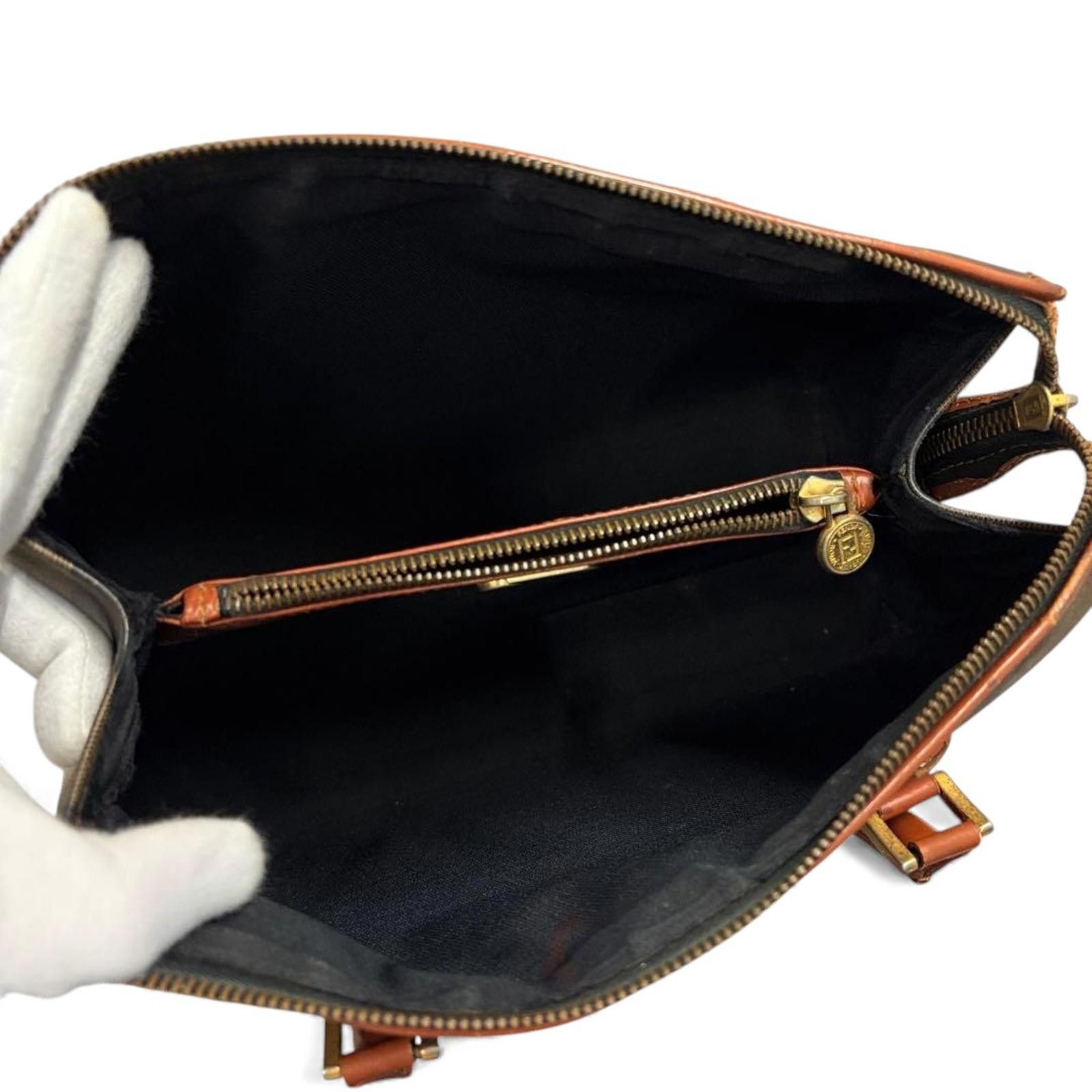 Fendi Fendi - Vintage Striped Handbag with Leather Handles Size ONE SIZE - 5 Thumbnail
