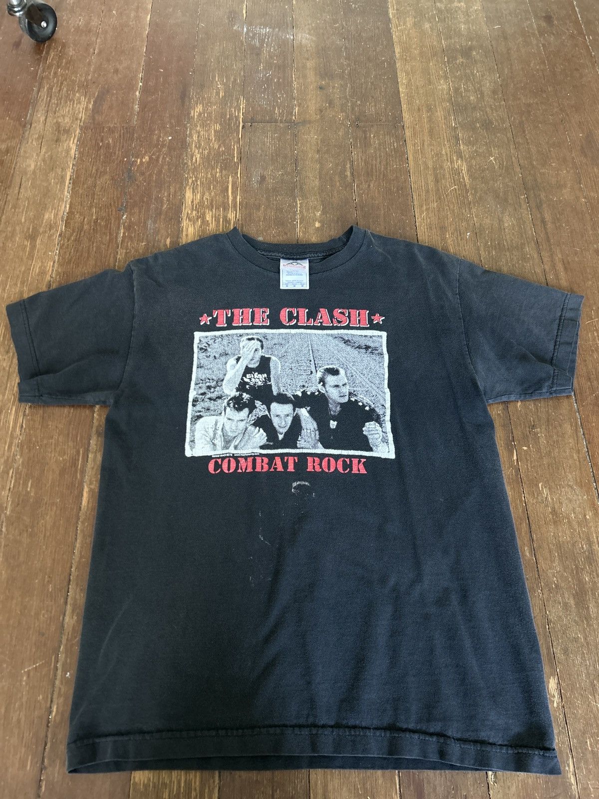 Vintage Vintage 2002 The Clash tee shirt Size US M / EU 48-50 / 2 - 1 Thumbnail