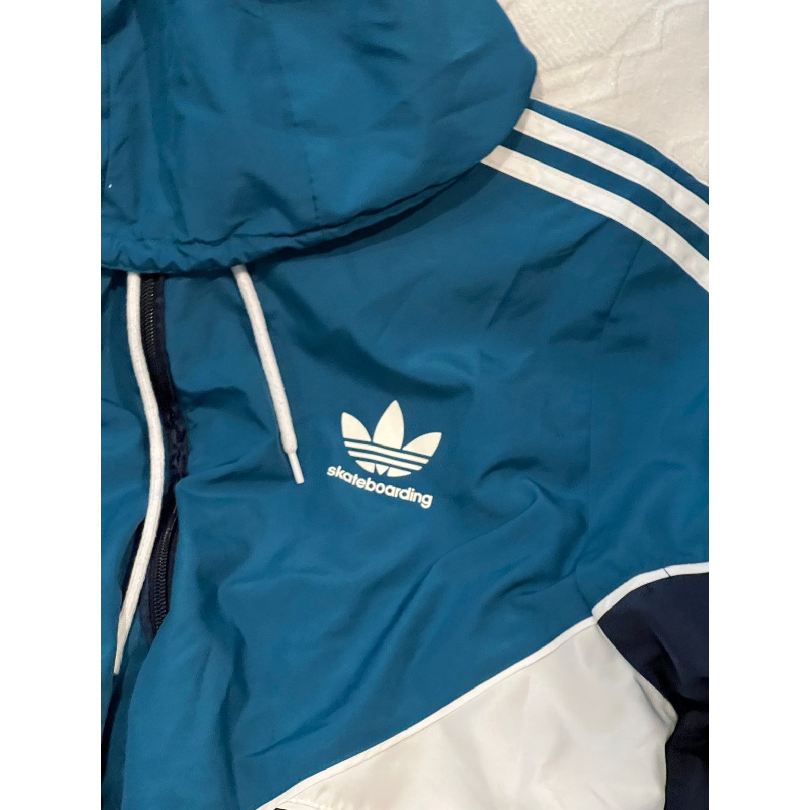 Adidas Adidas Skateboarding Zip Up Hooded Windbreaker Mens Large Size US L / EU 52-54 / 3 - 3 Thumbnail