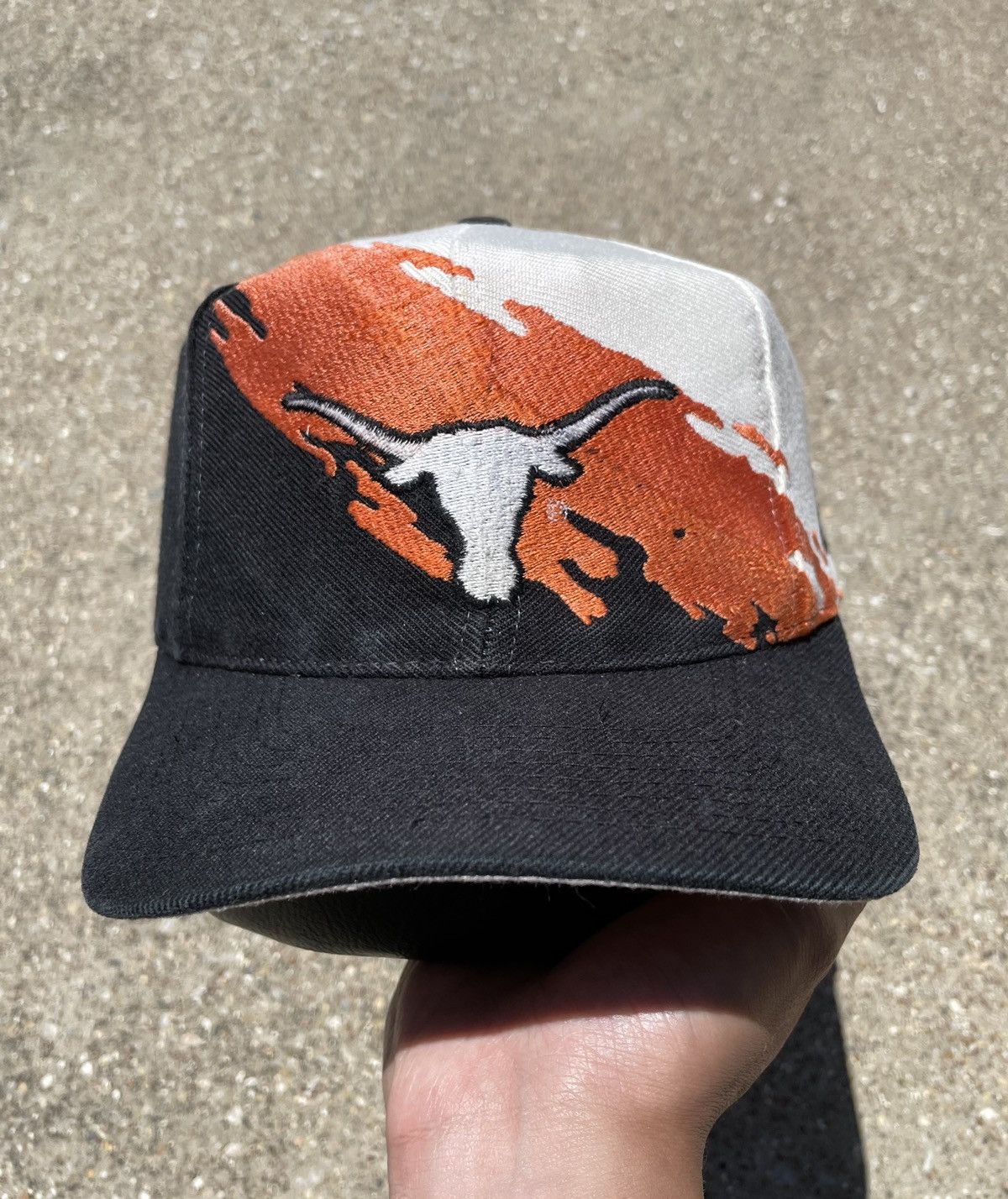 image of American College x Logo Athletic Vintage Texas Longhorns Logo Athletic Splash Snapback Hat in Orang