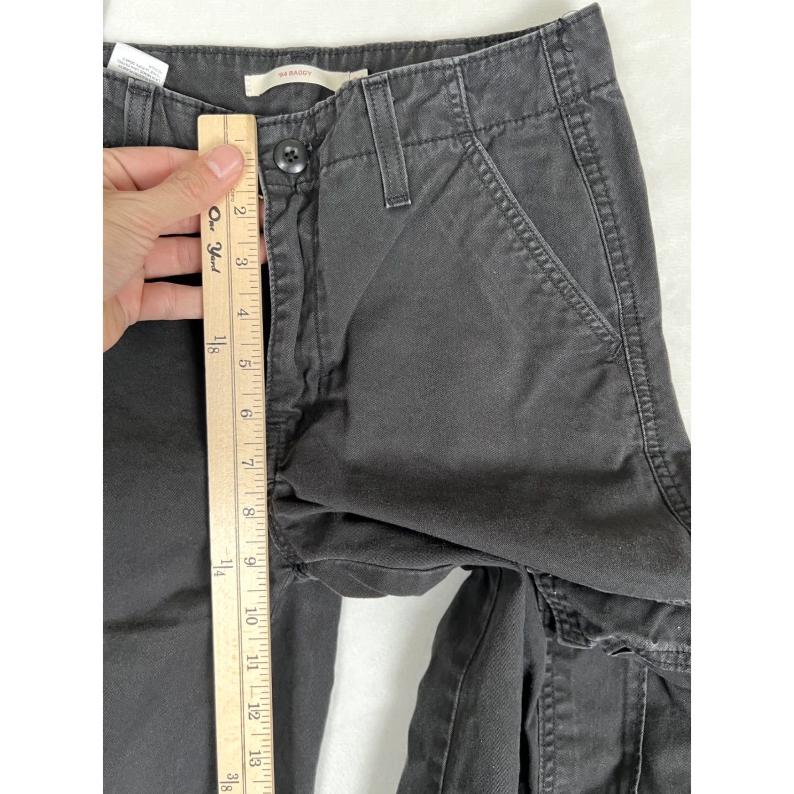 Levi's Levi's Women's '94 Baggy Wide Leg Cargo Black Pants Size 24 Size 42" / US 20 - 3 Thumbnail