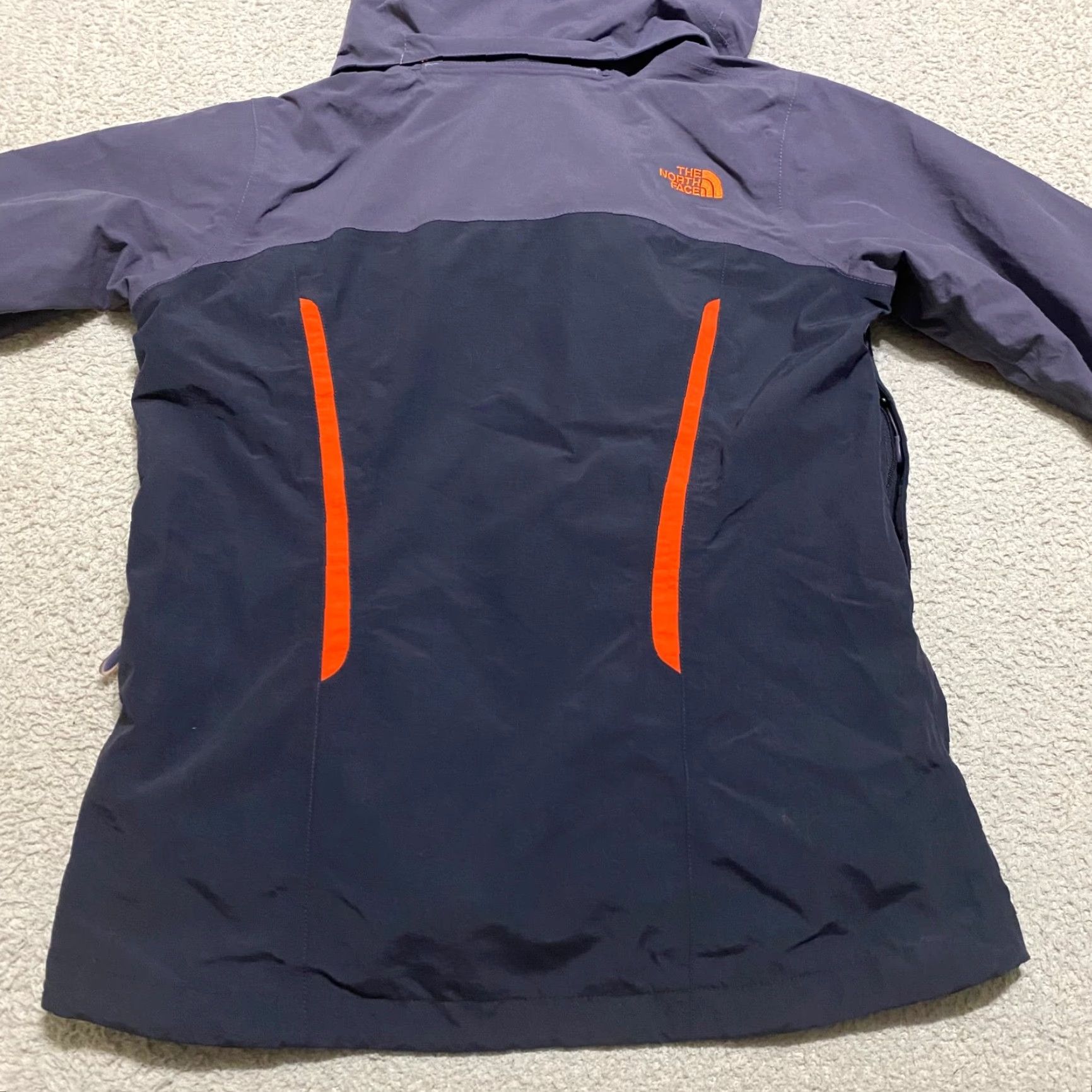 The North Face The North Face HyVent Jacket Womens Small Multicolor Colorblock Windbreaker Hood Size S / US 4 / IT 40 - 2 Thumbnail