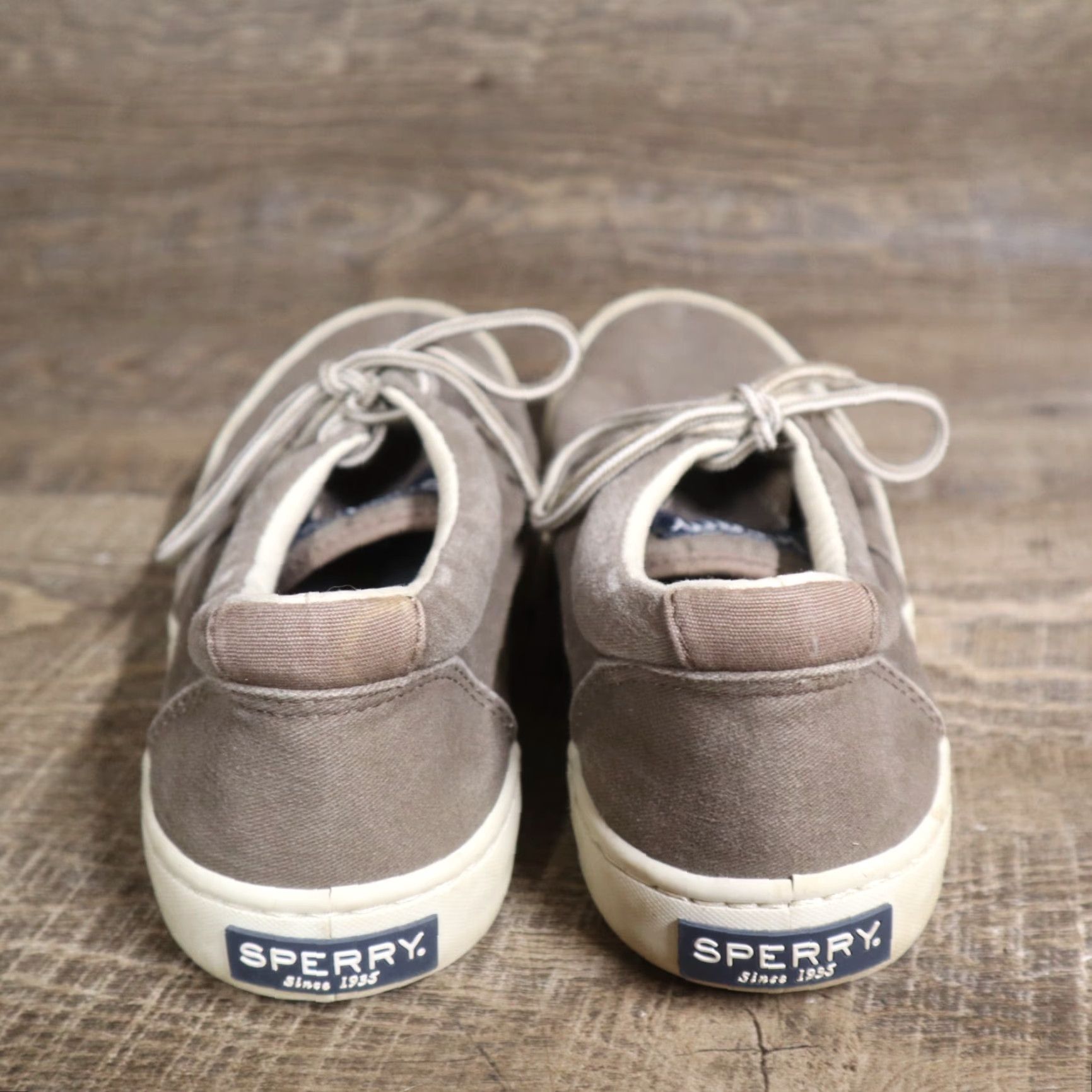 Sperry Sperry Top-Sider Shoes Casual Footwear Men Gray Size 7 LT. Gray STS1664 STS 17716 Boat Shoe Leather Upper Leather Insole Leather Pattern Solid Logo Size US M / EU 48-50 / 2 - 4 Thumbnail