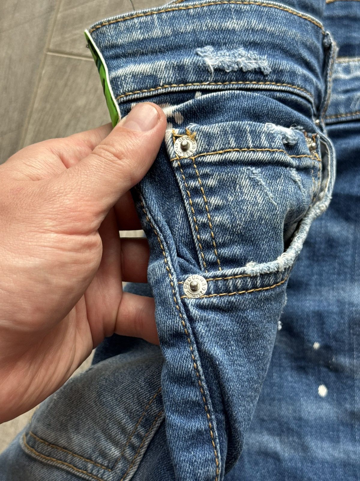 Dsquared2 Dsquared2 shorts distressed denim made in Italy y2k Size US 40 / EU 56 - 17 Thumbnail