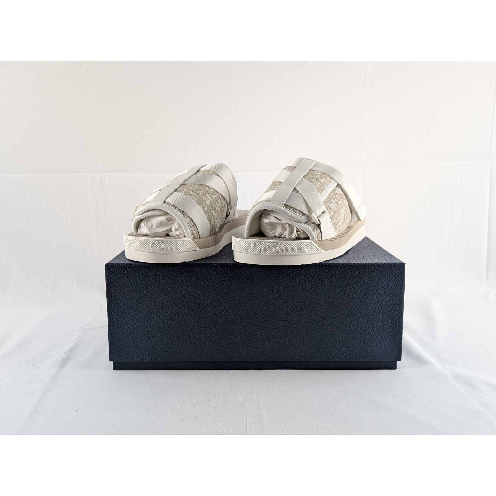 Dior o1rshd1 Sandal M-Alpha Sandal in Beige/White Size US 7 / EU 40 - 14 Thumbnail