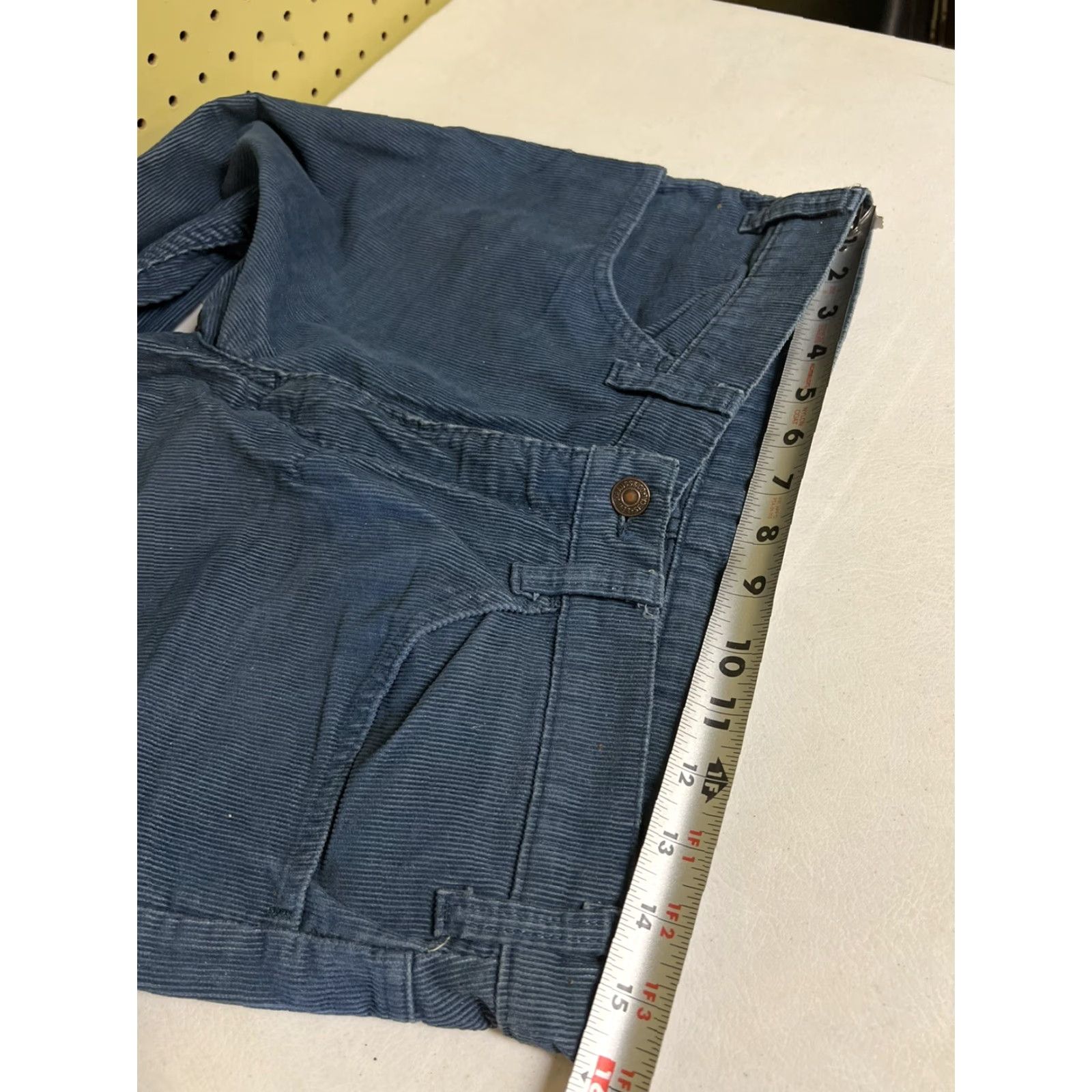 Levi's VINTAGE Levi's 519 Pants Mens 32x34 Corduroy Gray Blue White Tab Regular Straight 5-Pocket Jeans 80s Retro Classic Mens Size US 32 / EU 48 - 4 Thumbnail