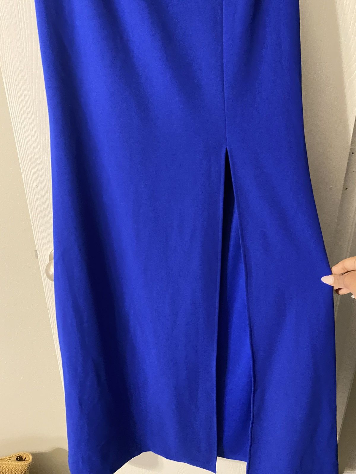 Lulus Stunning Sapphire One-Shoulder Gown –A Main Character Moment Size S / US 4 / IT 40 - 9 Thumbnail