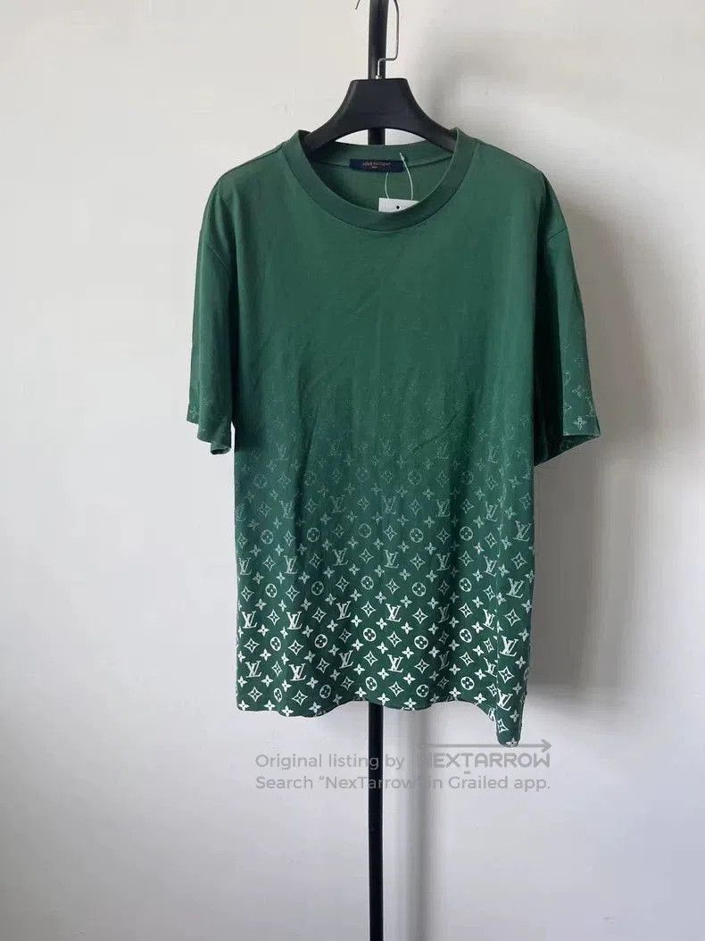Louis Vuitton Louis Vuitton Green Gradient Monogram T. Size US XXL / EU 58 / 5 - 1 Thumbnail