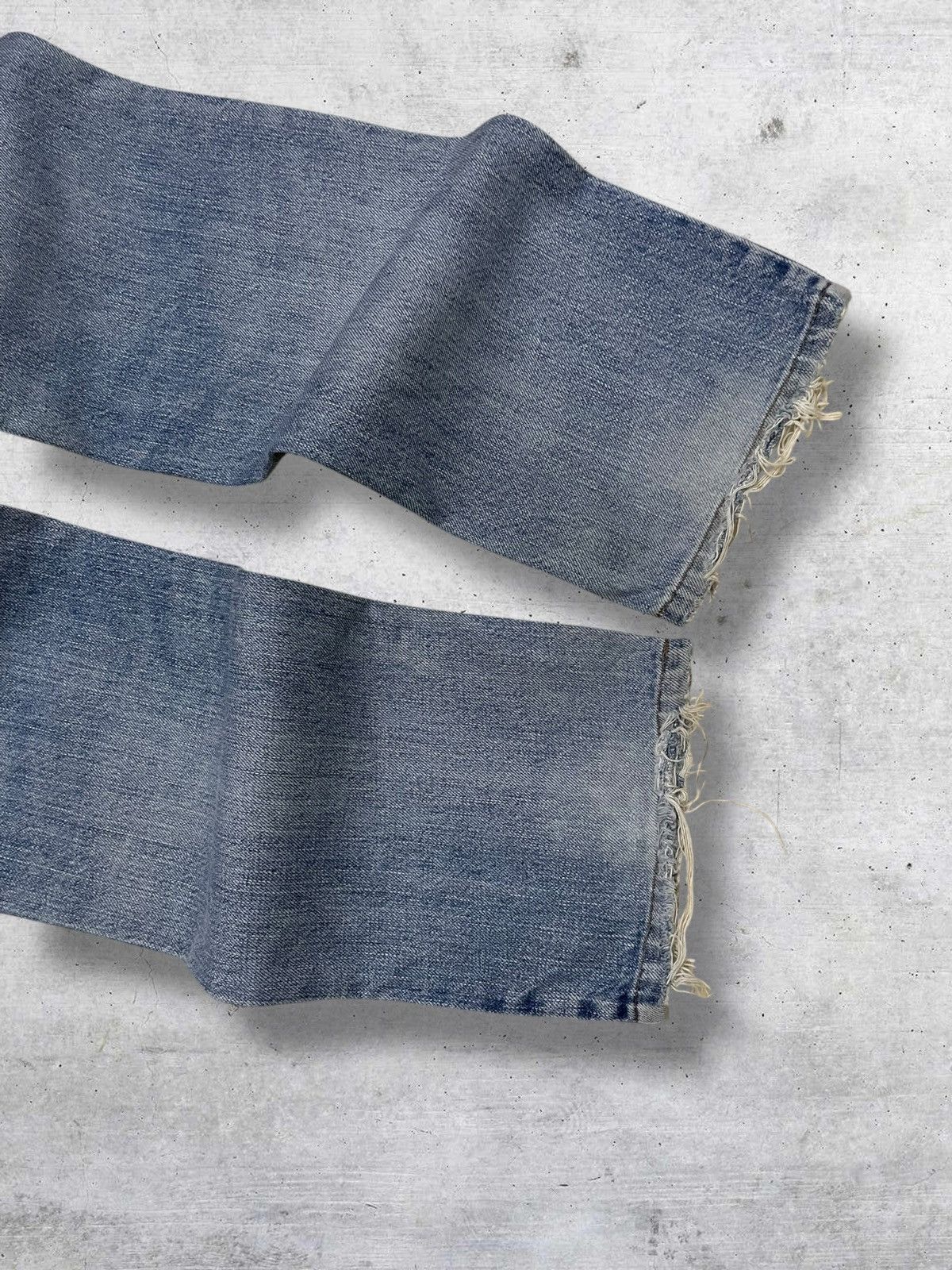 Levi's Vintage Clothing VINTAGE 501 LEVIS USA DESIGNER 90S OG SPLASH RIPPED DENIM Size US 29 - 13 Thumbnail