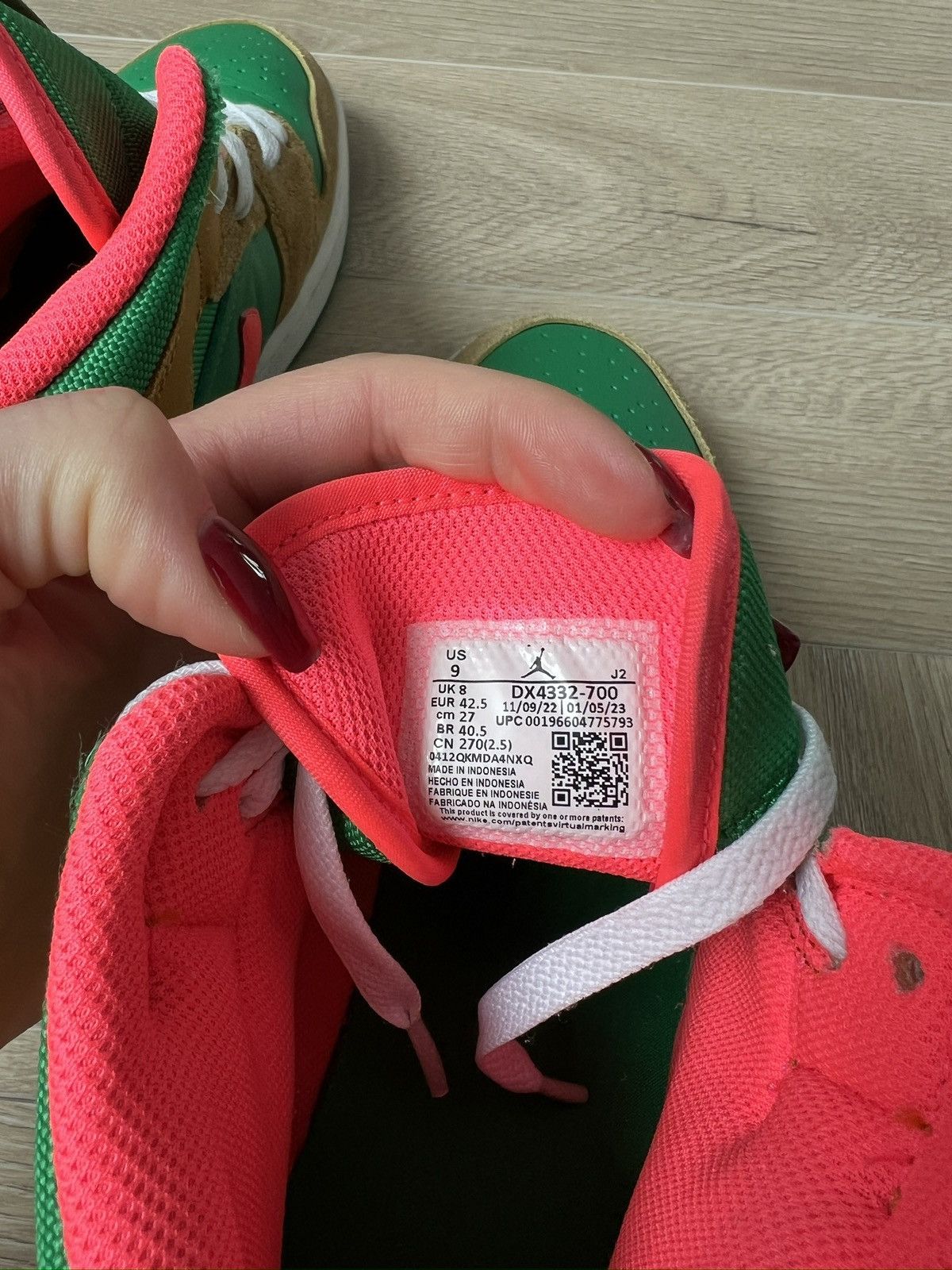 Nike Air Jordan 1 Mid SE "Wheat Watermelon" Size US 9 / EU 42 - 5 Thumbnail
