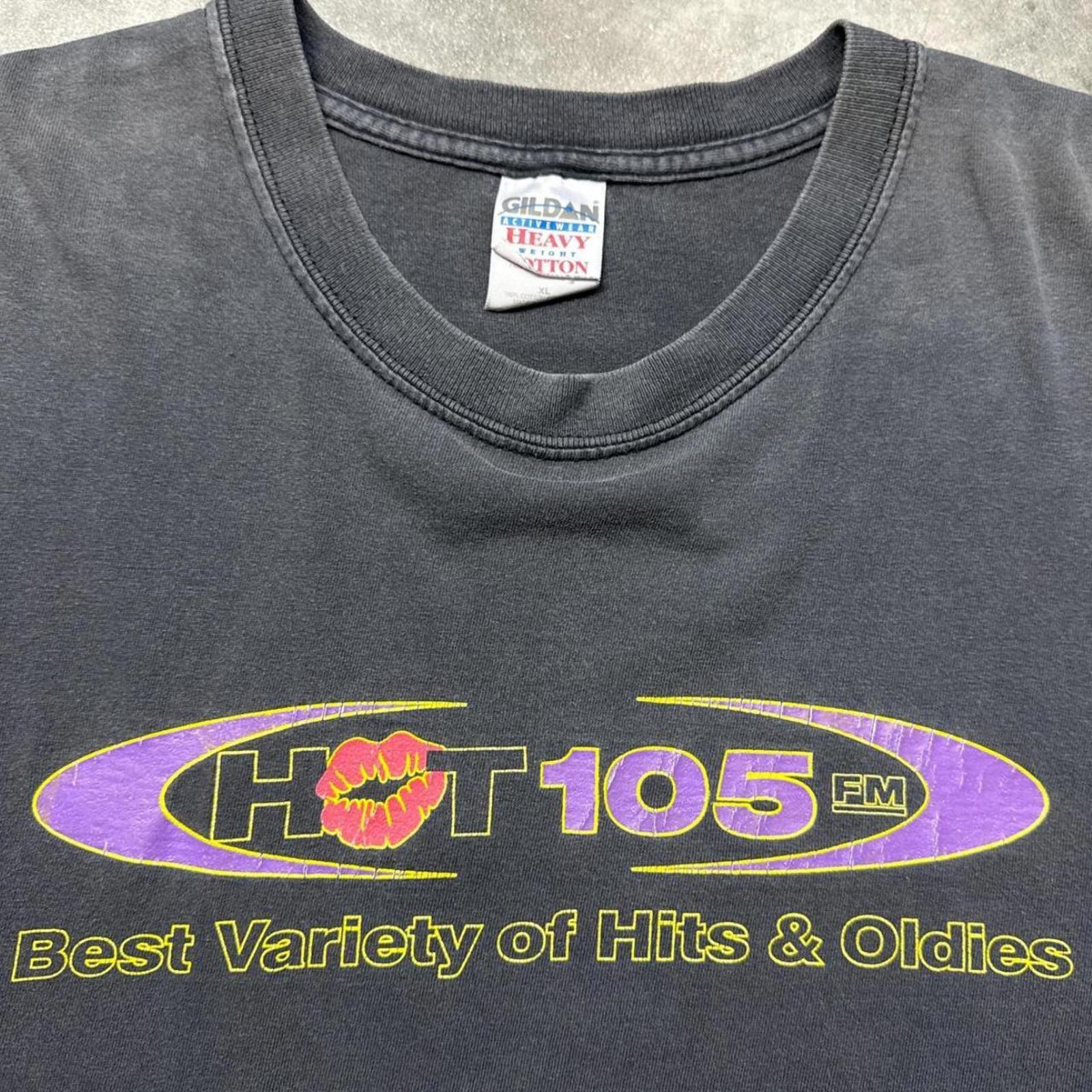 Gildan Hot 105 Fm Radio Music Faded Vintage 90's T-Shirt Size US XL / EU 56 / 4 - 4 Thumbnail