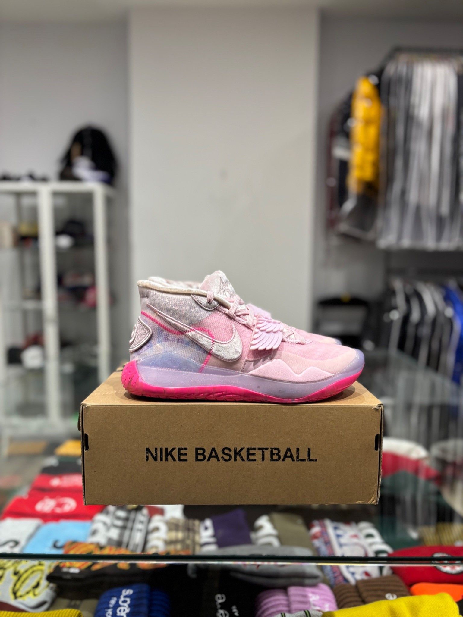 Nike Nike KD 12 Aunt Pearl Size US 9.5 / EU 42-43 - 1 Thumbnail
