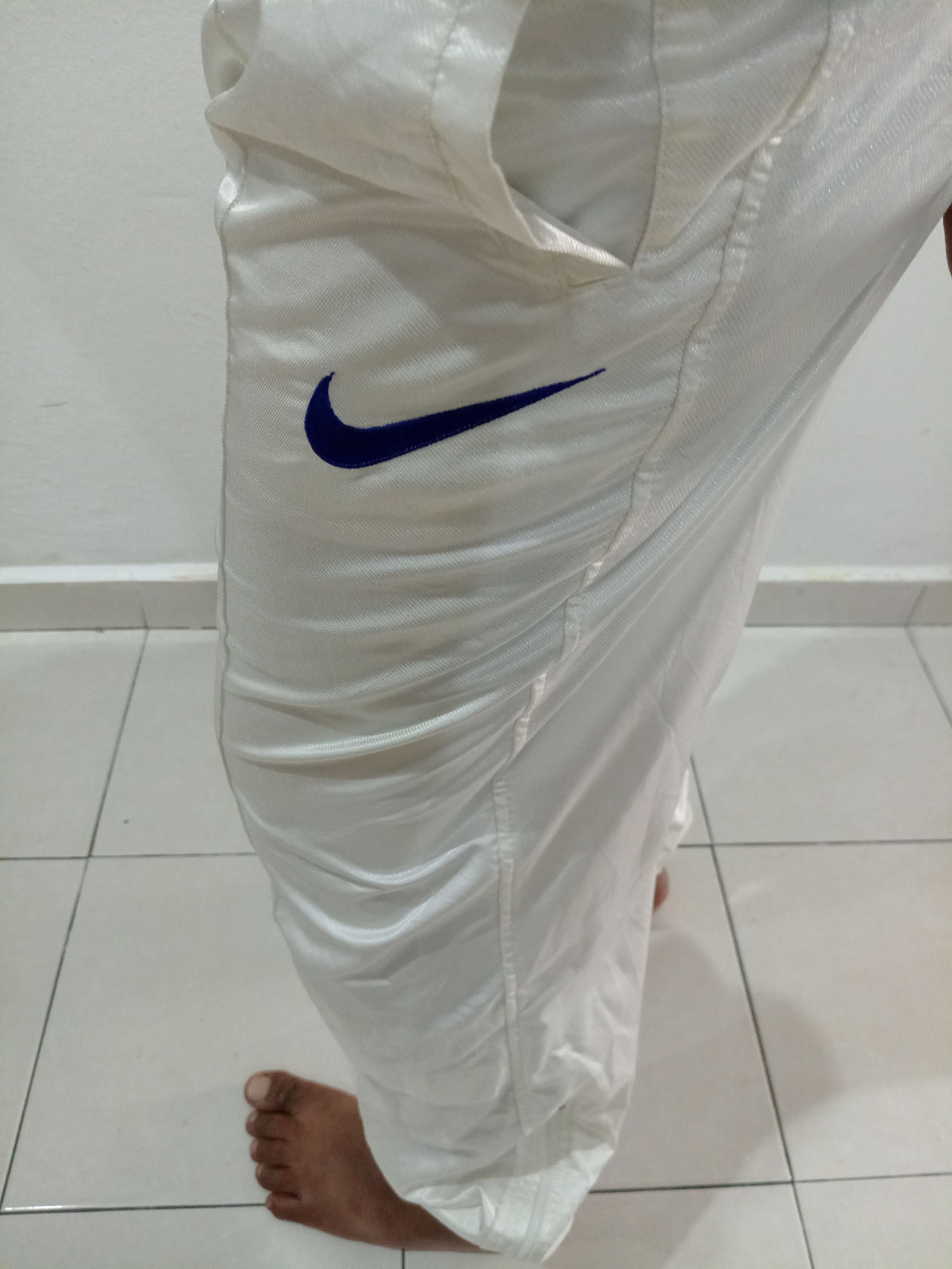 Nike Vintage Nike tracksuit jogger pants Size US 32 / EU 48 - 10 Thumbnail