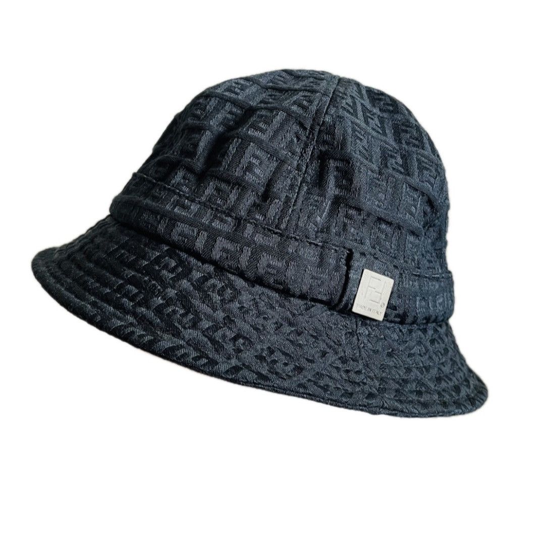 Fendi Fendi Monogram Size ONE SIZE - 1 Thumbnail