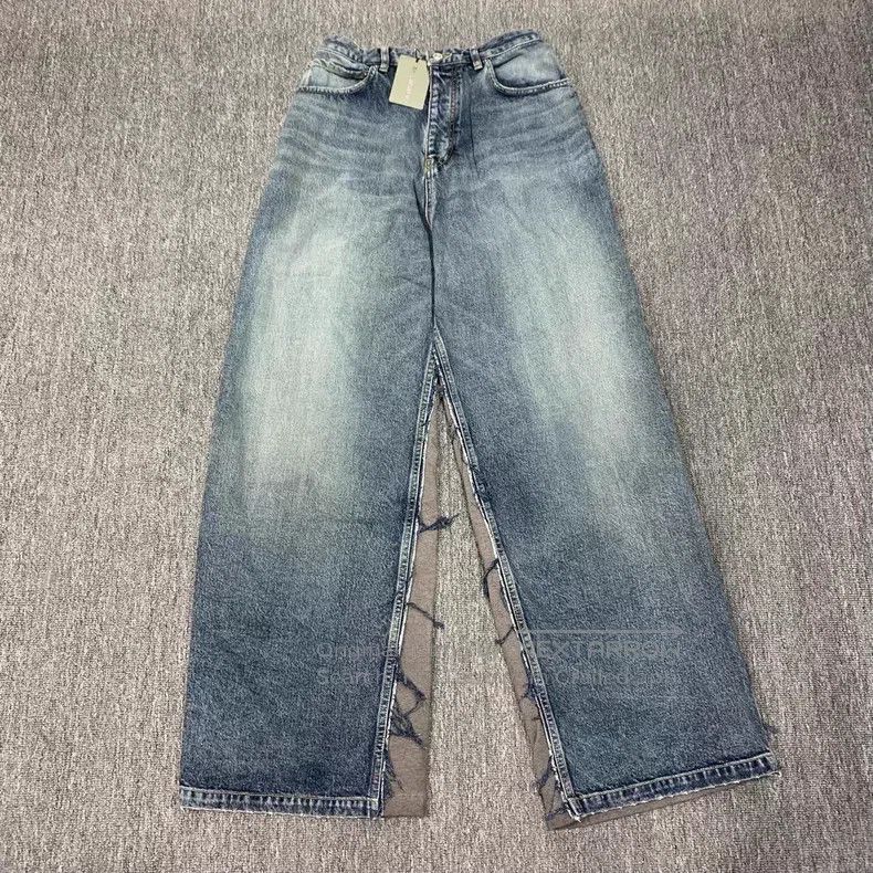 Balenciaga Balenciaga size S Blue Denim Sweatpants with Jeans Patch Size US 27 - 1 Thumbnail