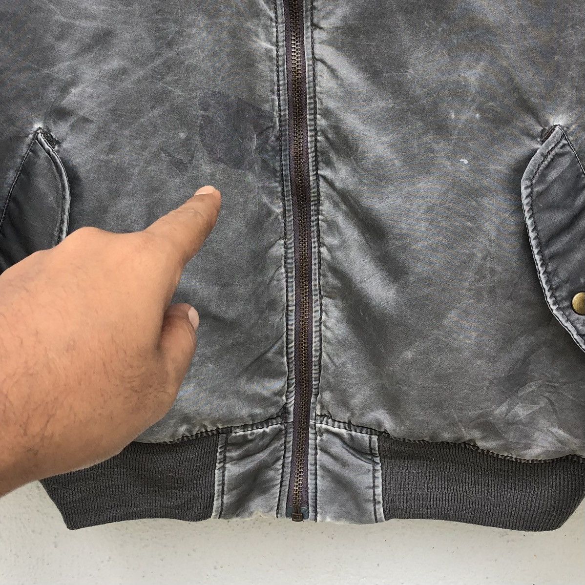 Converse Vintage Converse Sun Faded Ma-1 Bomber Jacket Size US L / EU 52-54 / 3 - 11 Thumbnail