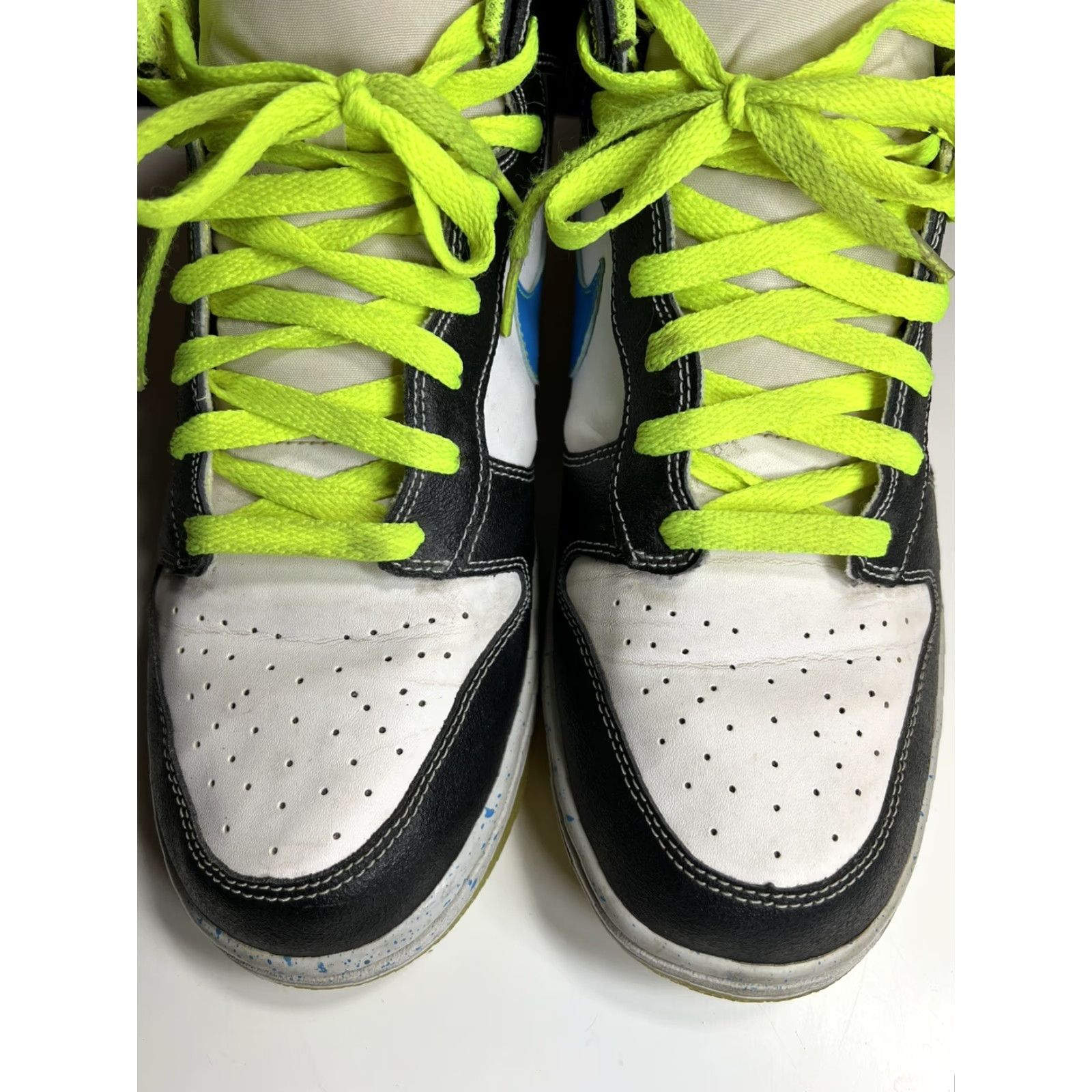 Nike Nike Dunk High AS PRM Men 11 Shoe White/Blue Glow/Black Nike Dunk High High Top Size US 11 / EU 44 - 4 Thumbnail