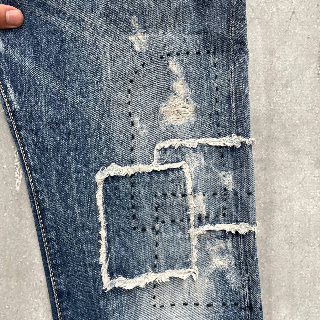 Dsquared2 Dsquared2 Distressed Denim Cool Guy Jeans Blue Size 46 Size US 31 - 13 Thumbnail