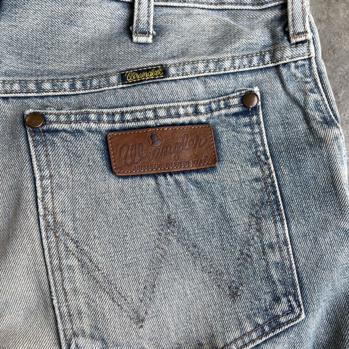 Wrangler 🔥Vintage 80s Wrangler Stoned Washed Ripped Distress Jeans Size US 32 / EU 48 - 14 Thumbnail