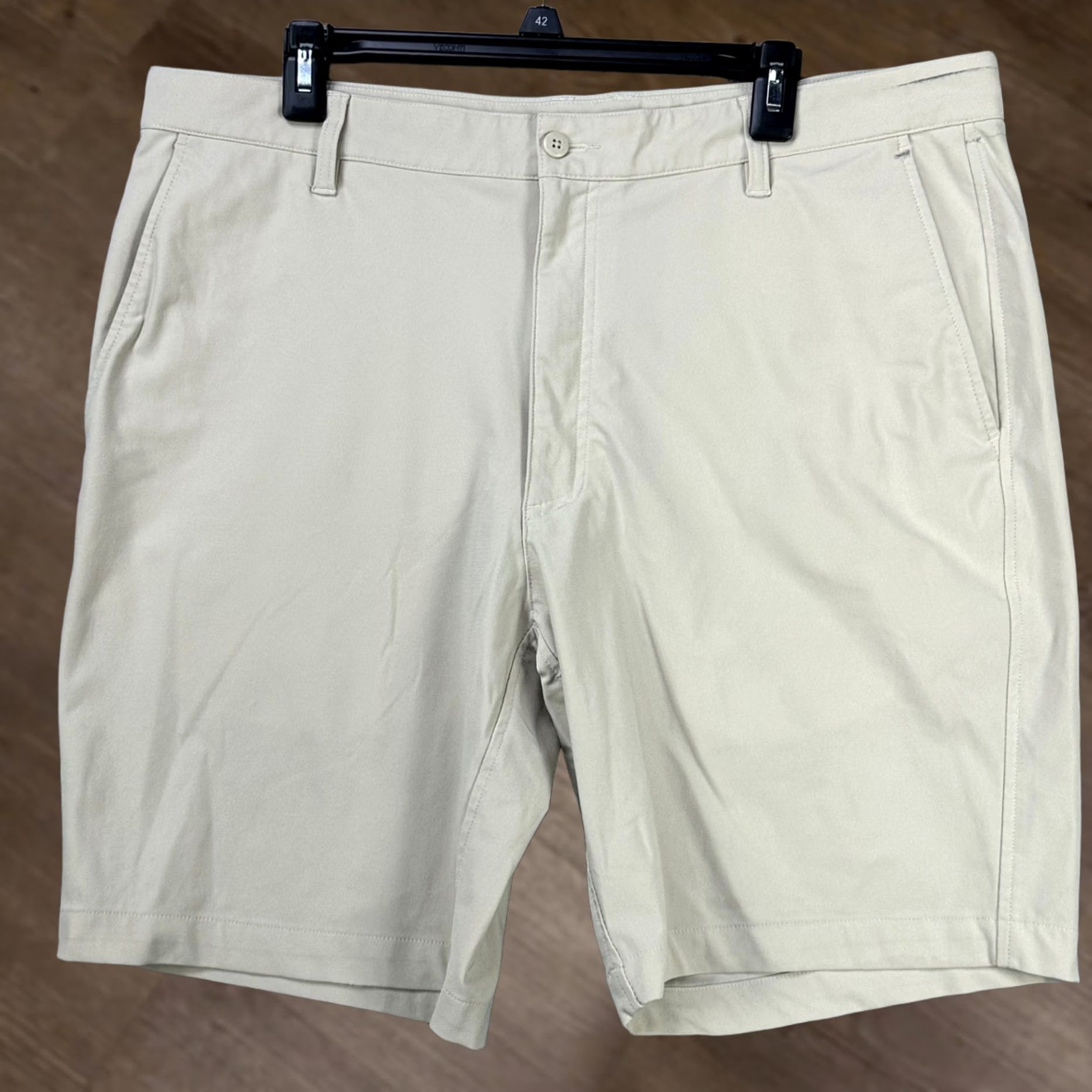 Footjoy FootJoy FJ Mens Chino Golf Shorts 38 Beige Performance Flat Front Pocket Logo Shirt? Size US 38 / EU 54 - 1 Thumbnail