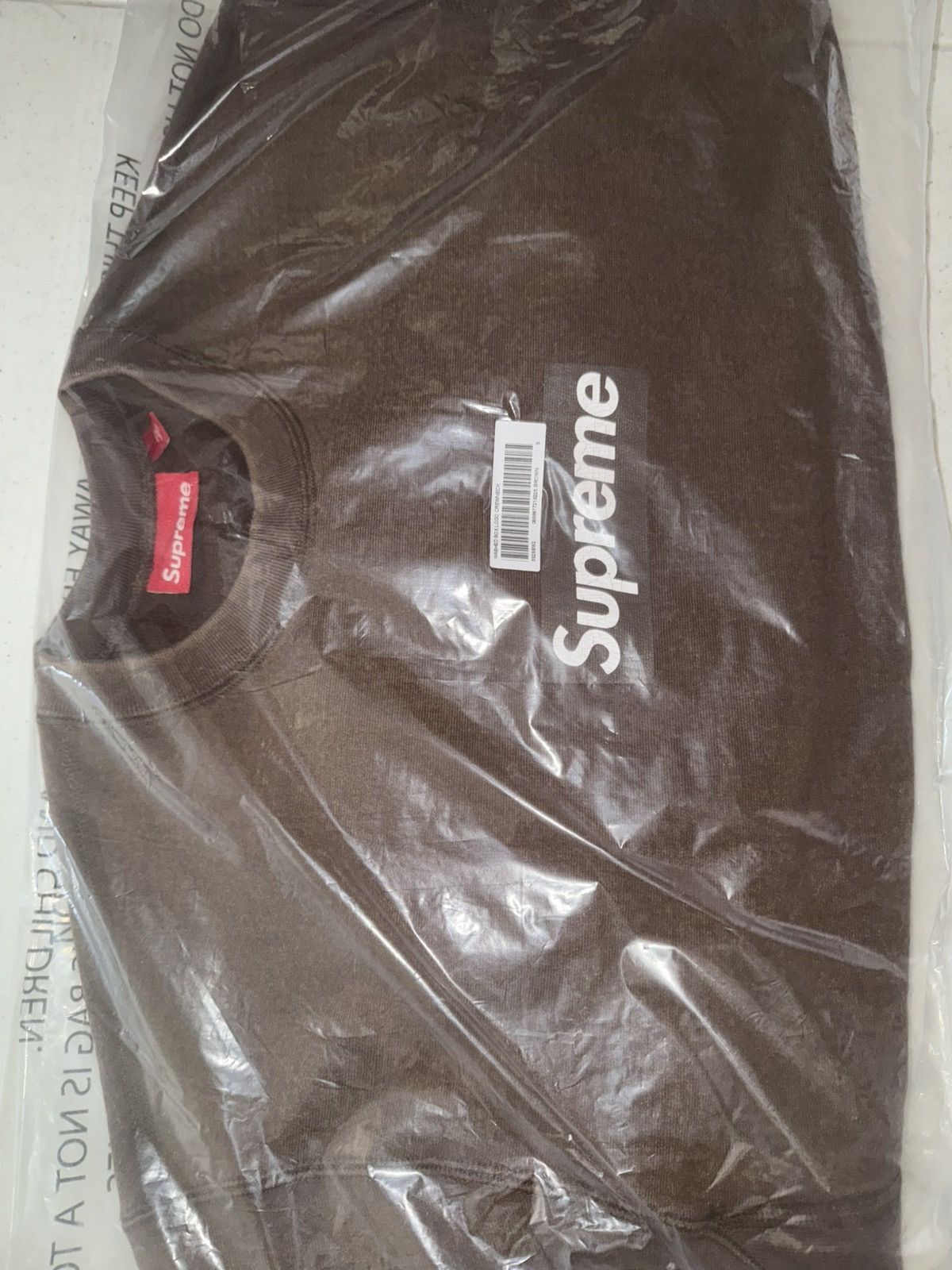 Supreme Supreme Washed Box Logo Crewneck Size US S / EU 44-46 / 1 - 3 Thumbnail