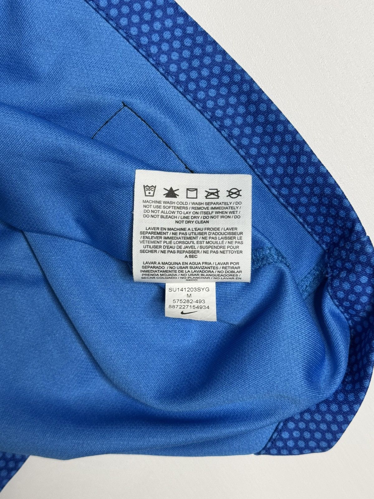 Nike Nike Brazil Y2K 2014 Soccer Kit “Blue” [M] PREOWNED Size US M / EU 48-50 / 2 - 6 Thumbnail