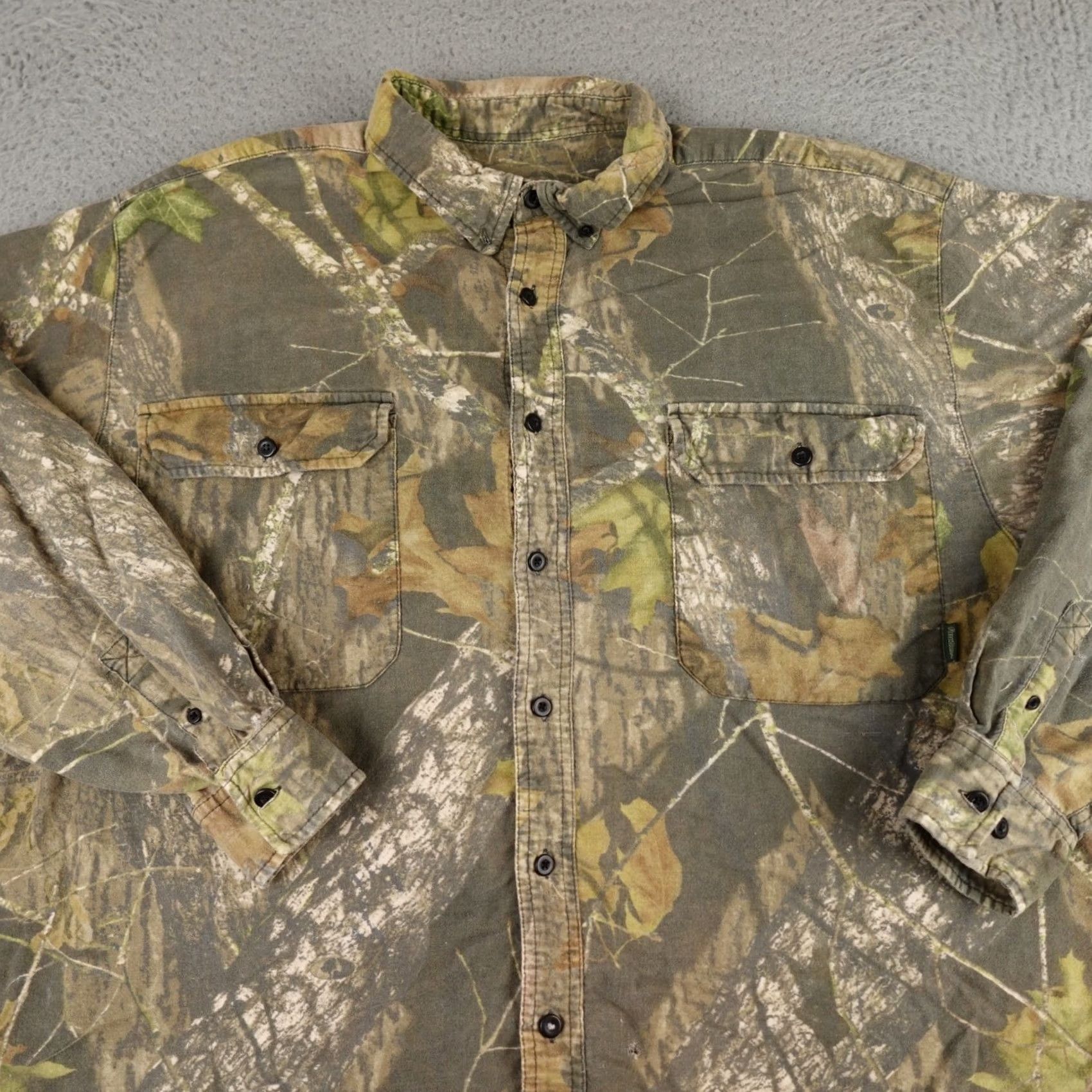 Vintage VINTAGE Mossy Oak Camo Shirt Mens 2XL Green Brown Long Sleeve Button Hunting Size US XXL / EU 58 / 5 - 4 Thumbnail