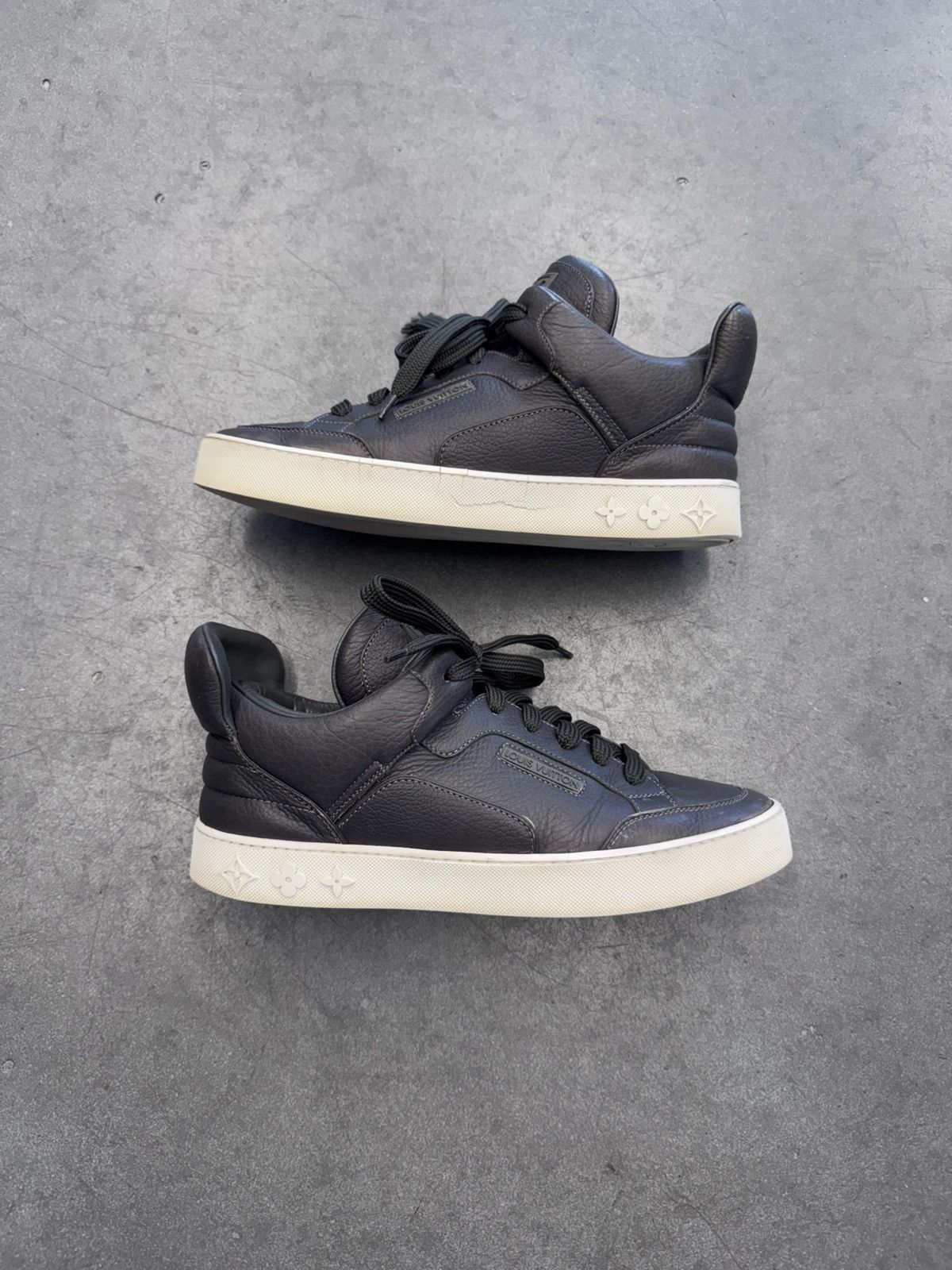 Louis Vuitton 2009 Louis Vuitton Don Kanye West Anthracite Size LV 7 US 8 Size US 8 / EU 41 - 1 Thumbnail