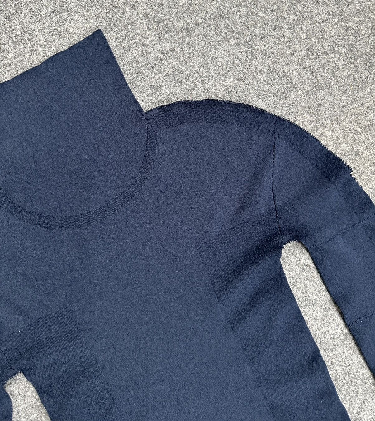 Issey Miyake Issey Miyake - Me / Apoc Inside Mock Neck - Long Sleeve Tops Size ONE SIZE - 4 Thumbnail