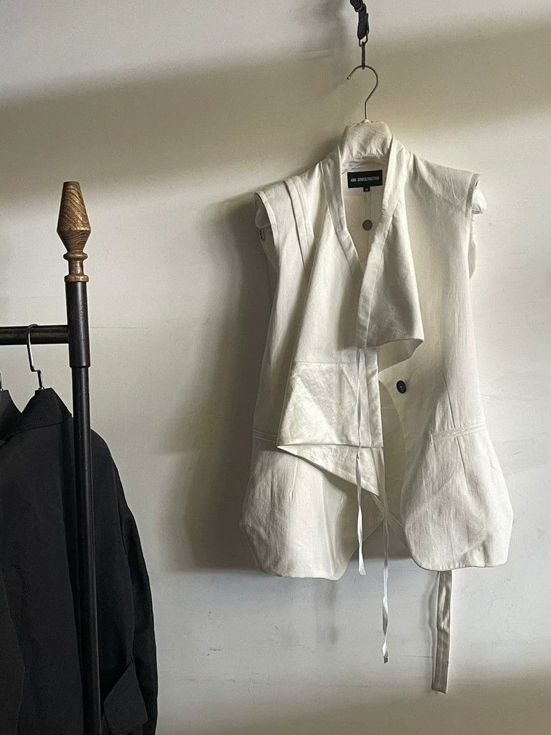 Ann Demeulemeester Ann Demeulemeester Deconstruct shoulder strap vest-2506 Size US M / EU 48-50 / 2 - 5 Thumbnail