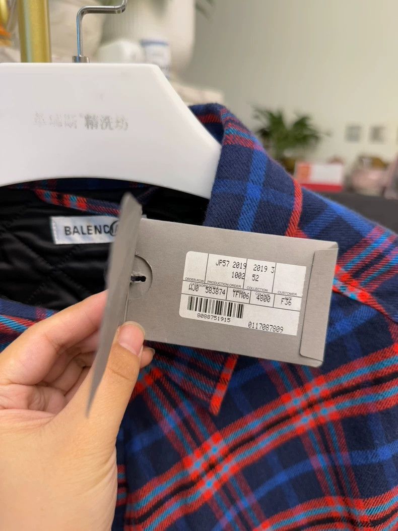 Balenciaga Balenciaga Cotton Plaid Jacket Brand New-2505 Size US L / EU 52-54 / 3 - 3 Thumbnail