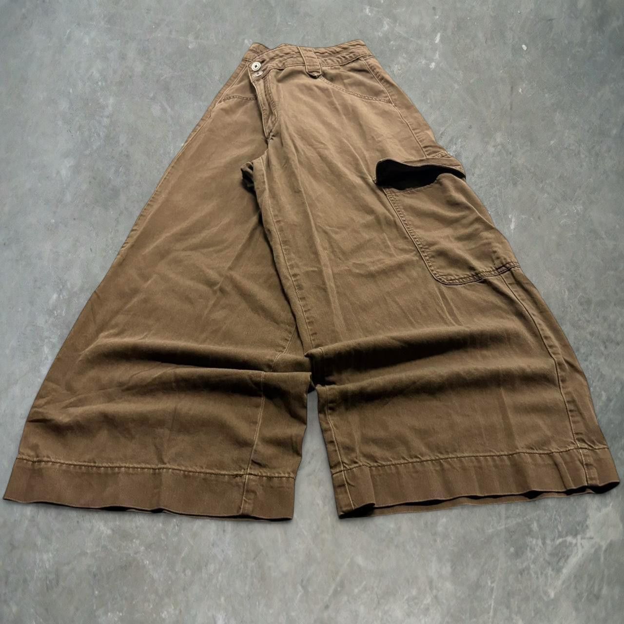 Vintage Crazy Vintage Y2K 2000s Grunge Super Baggy Wideleg Short Brown Cargo Pants! Size US 34 / EU 50 - 2 Thumbnail