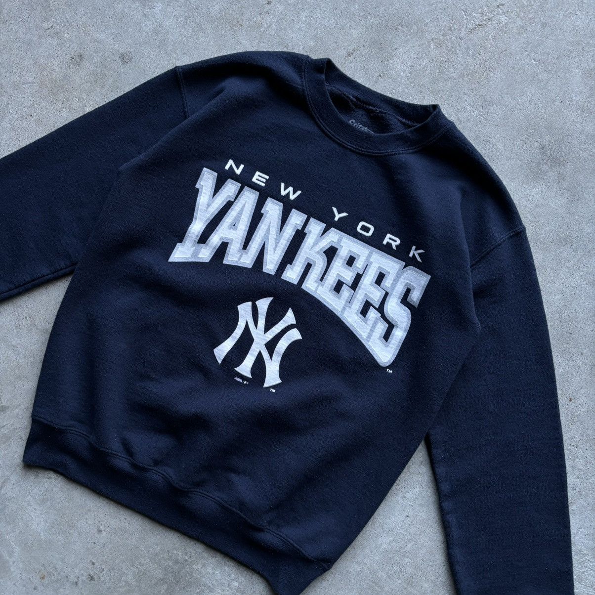 MLB vintage Y2K NEW YORK YANKEES MLB Spellout sweatshirt Size US M / EU 48-50 / 2 - 2 Thumbnail