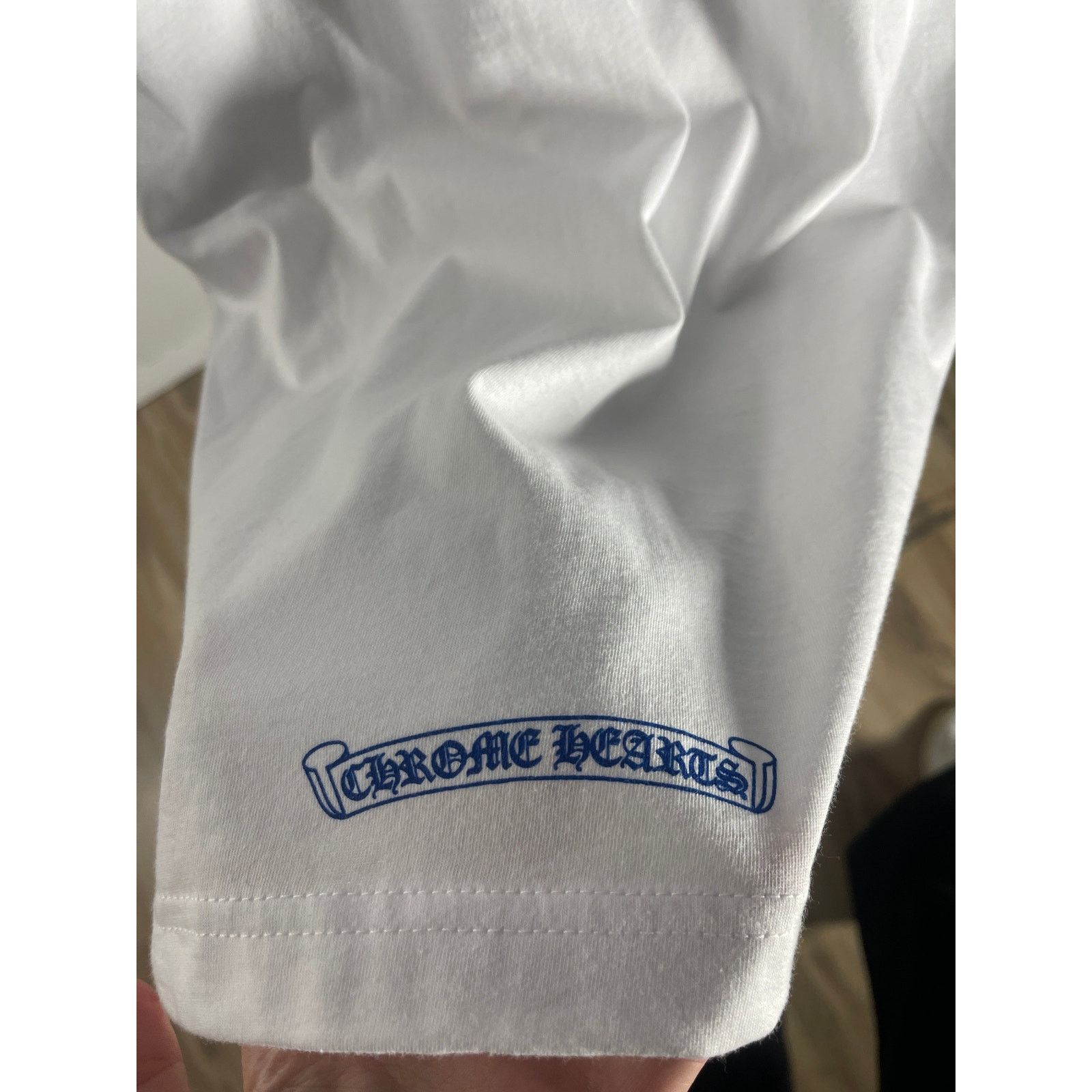 Chrome Hearts Chrome Hearts Blue Neck Logo White L/S Shirt - Size Medium Size US M / EU 48-50 / 2 - 3 Thumbnail