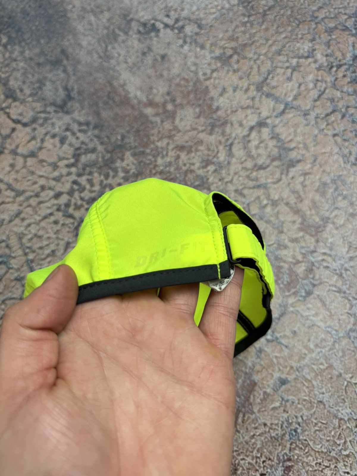 Nike Nike Daybreak Dri-Fit 5 Panel Running Featherlight Cap Size ONE SIZE - 9 Thumbnail