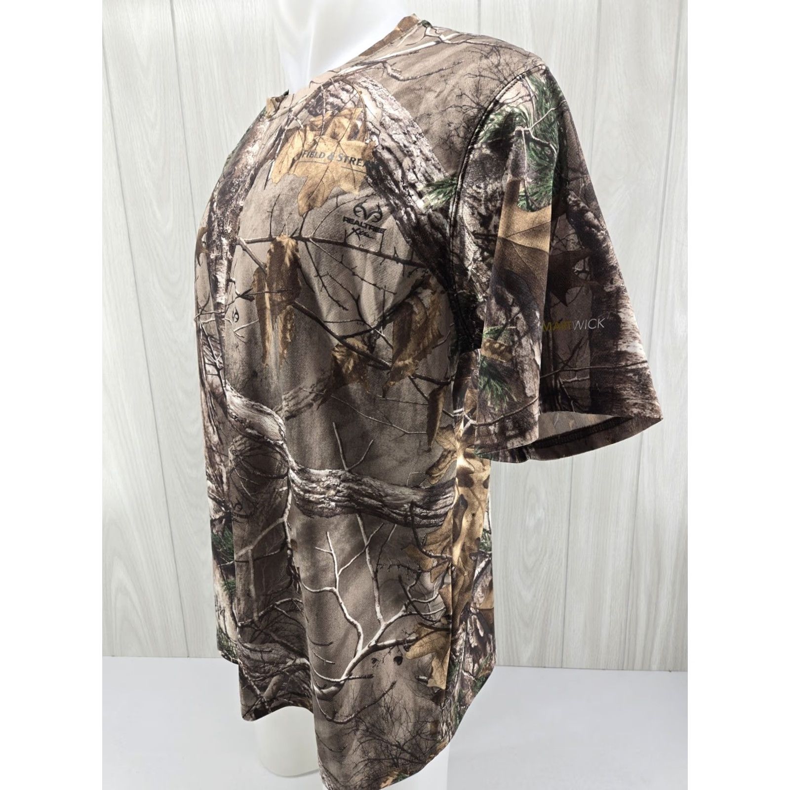 Realtree Field And Stream Smart Wick Realtree Camo Shirt XL Microfiber Short Sleeve Mens Regular Size Multicolor Camouflage 100% Polyester Moisture Wicking Size US XL / EU 56 / 4 - 3 Thumbnail