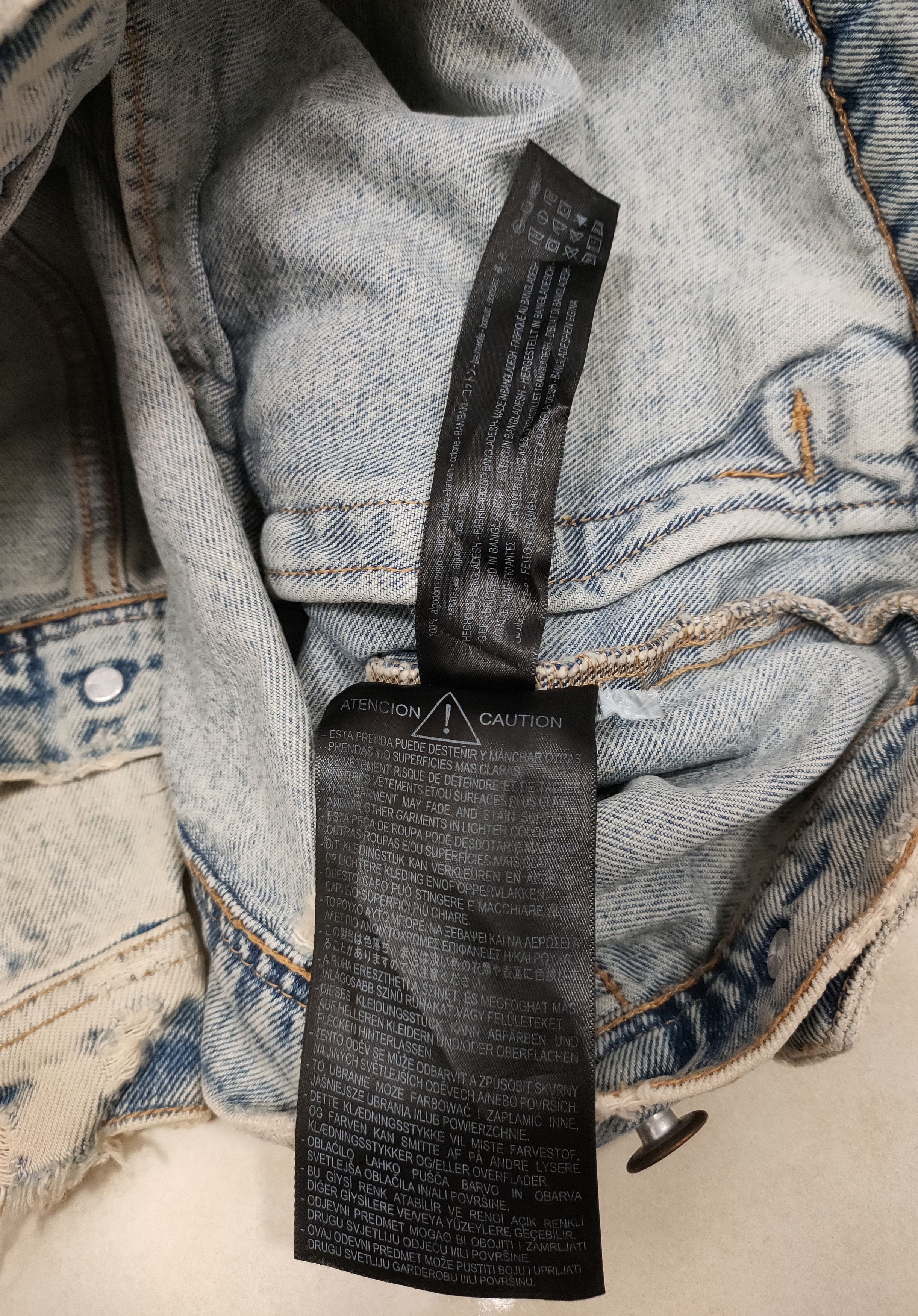 Zara 💥Zara Distressed Denim Jacket💥 Size US L / EU 52-54 / 3 - 7 Thumbnail